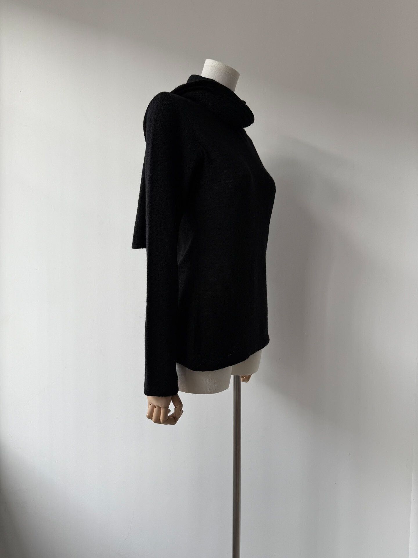 Yohji Yamamoto Yohji Yamamoto Noir Wool Top with Draped Collar Size M / US 6-8 / IT 42-44 - 5 Thumbnail