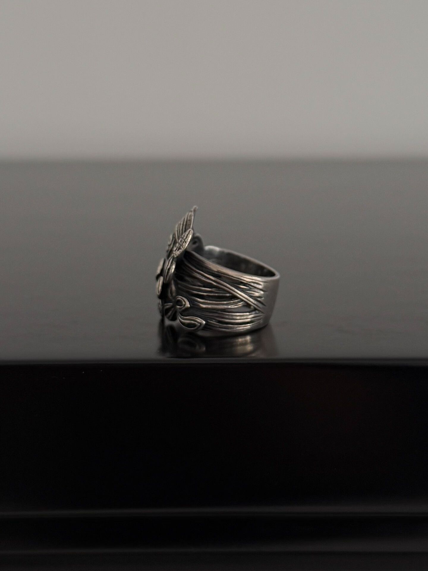 Jean Paul Gaultier Jean Paul Gaultier Butterfly Band Ring Size ONE SIZE - 4 Thumbnail