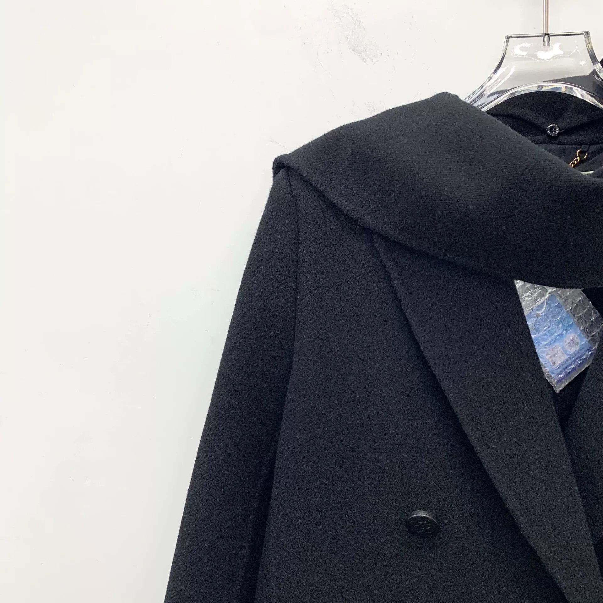 Fendi fendi black wool double-breasted coat Size US S / EU 44-46 / 1 - 3 Thumbnail