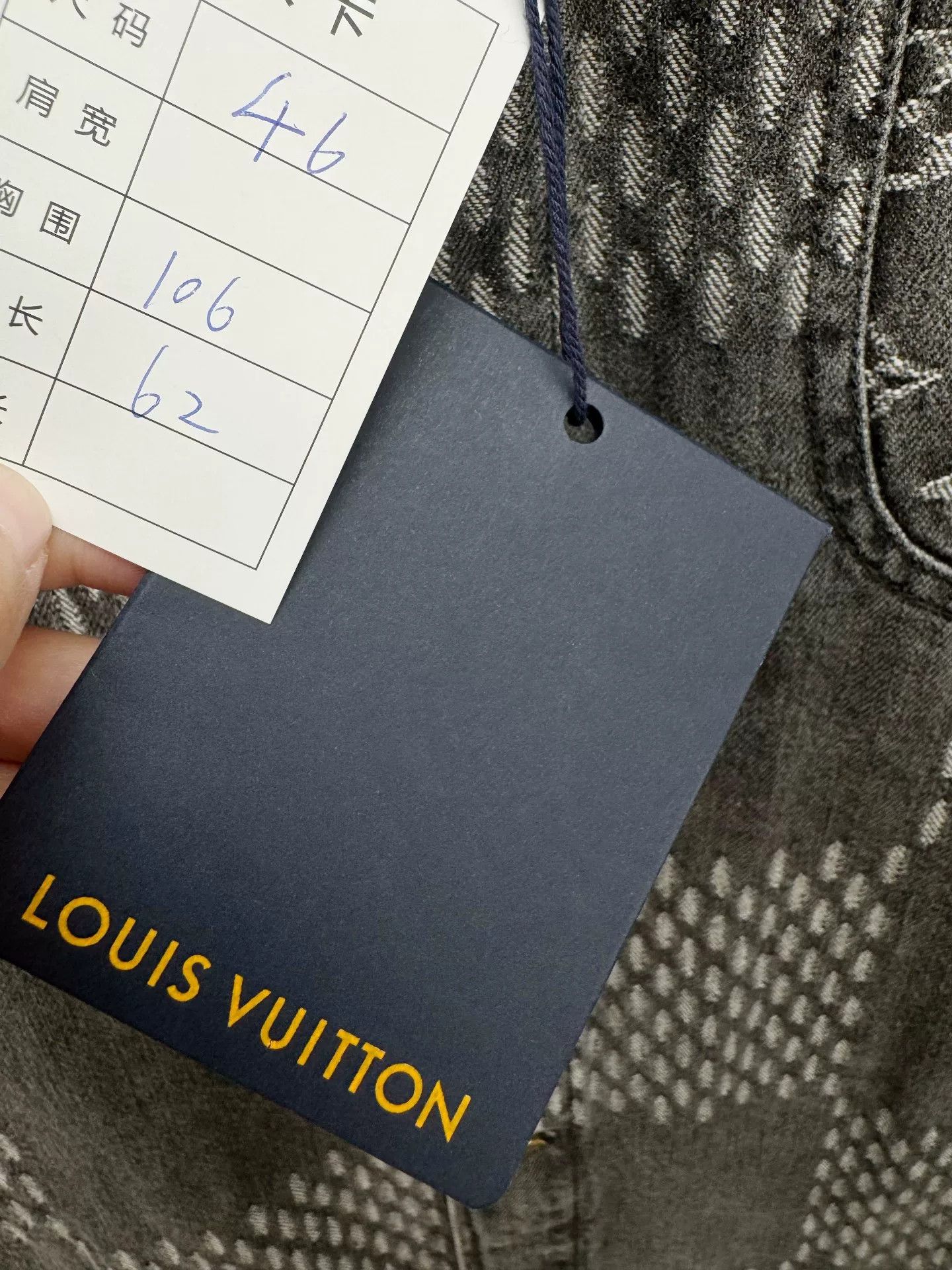 Louis Vuitton Louis Vuitton Full Logo Denim Jacket Size US L / EU 52-54 / 3 - 3 Thumbnail