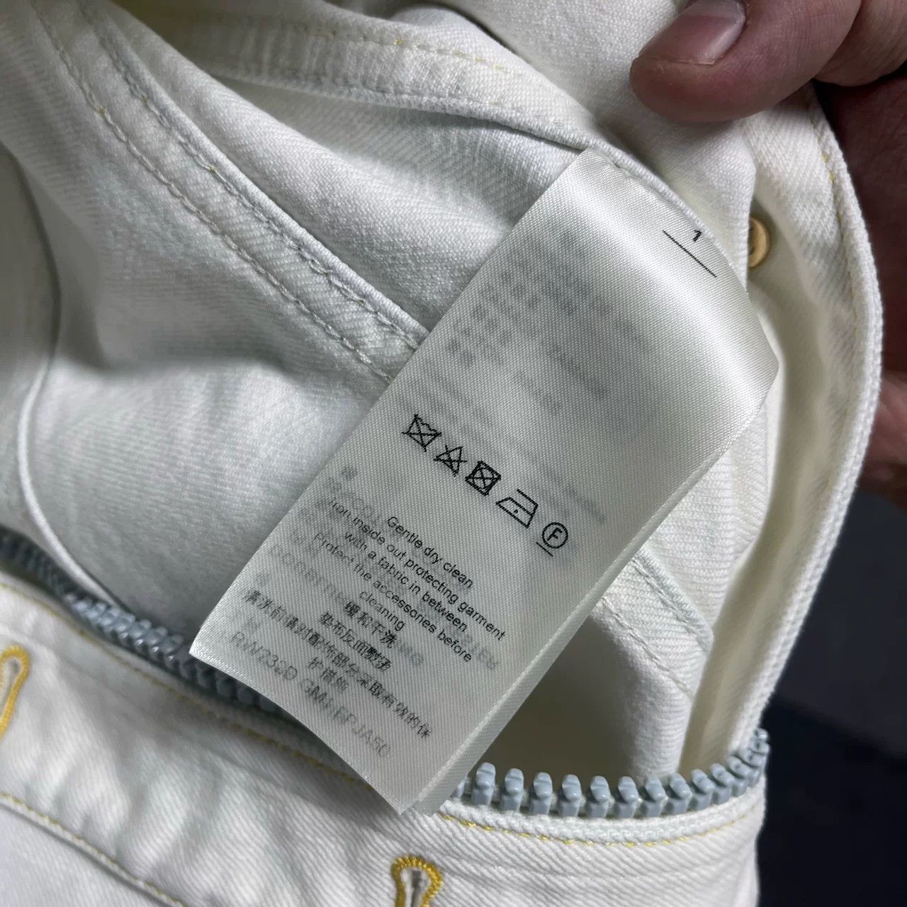 Louis Vuitton Louis Vuitton White Denim Jacket J1907 Size US XS / EU 42 / 0 - 4 Thumbnail