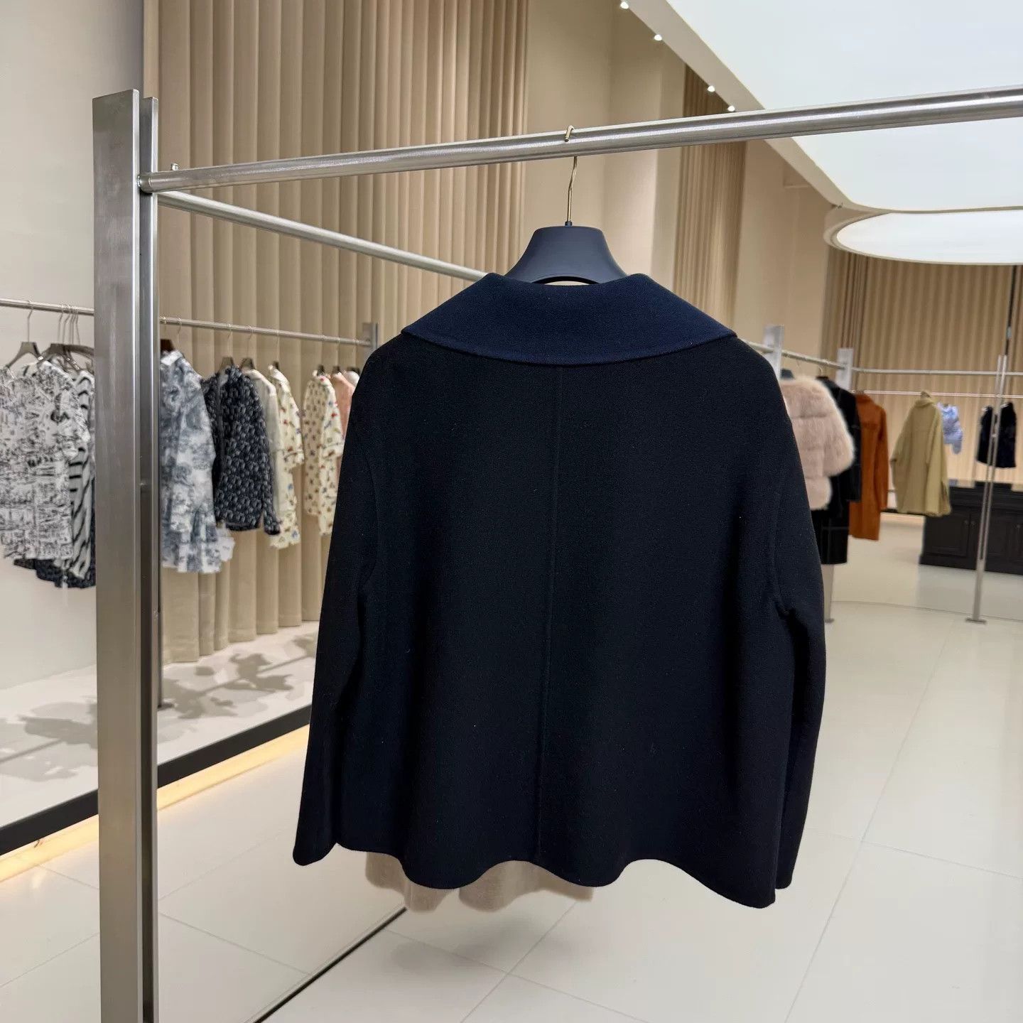 Hermes Hermes Blue Black Short Cashmere Coat Size US M / EU 48-50 / 2 - 2 Thumbnail