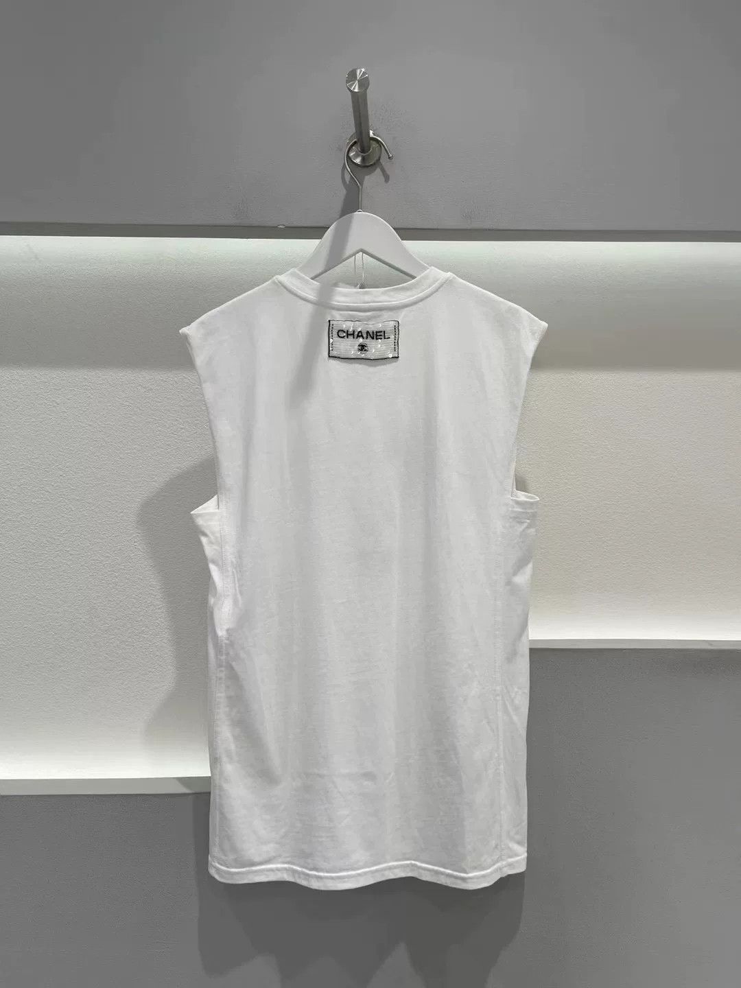 Chanel Chanel Portrait Print Sleeveless Top Size US XS / EU 42 / 0 - 2 Thumbnail