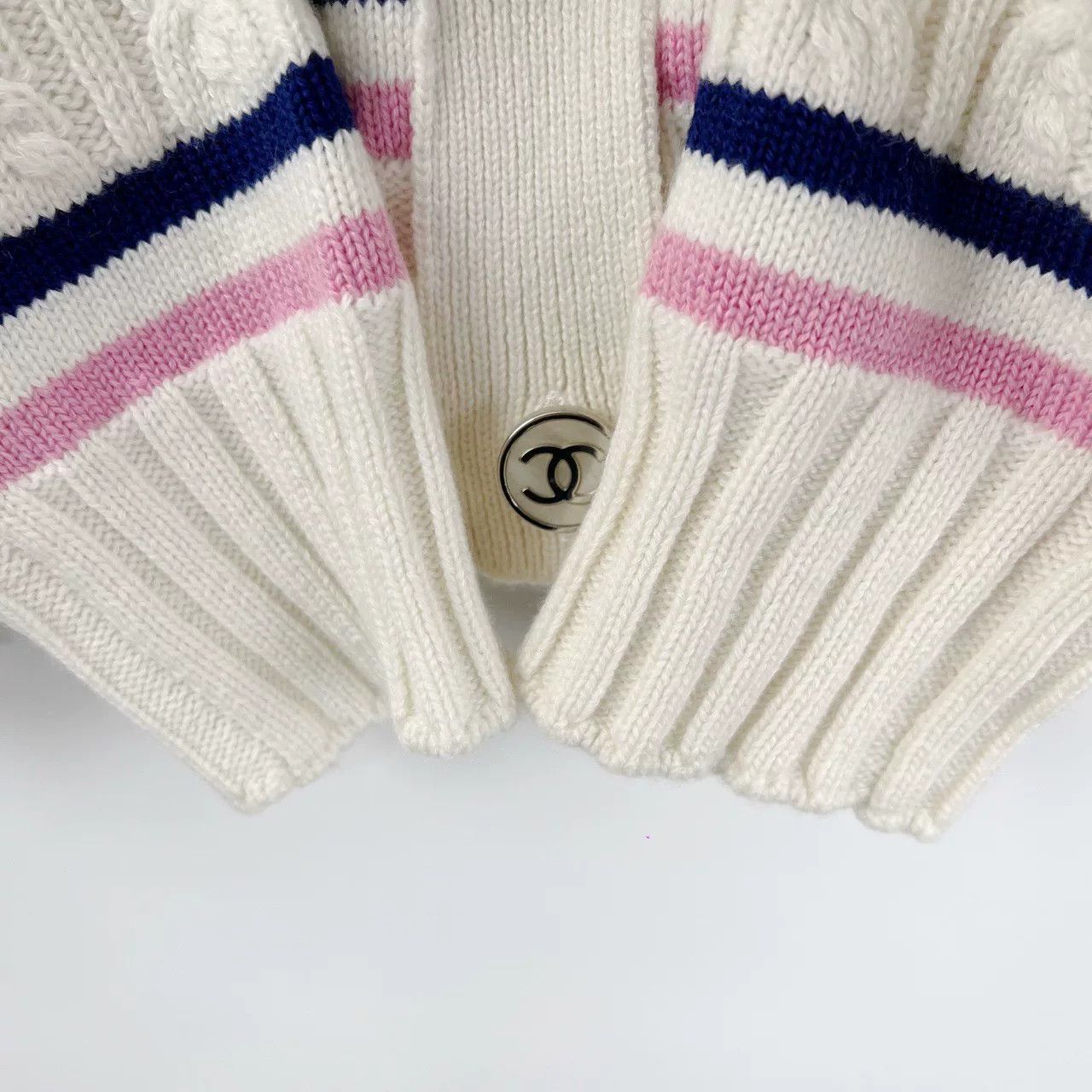 Chanel Chanel Beige Stripe Enamel Button Cardigan Size US S / EU 44-46 / 1 - 6 Thumbnail