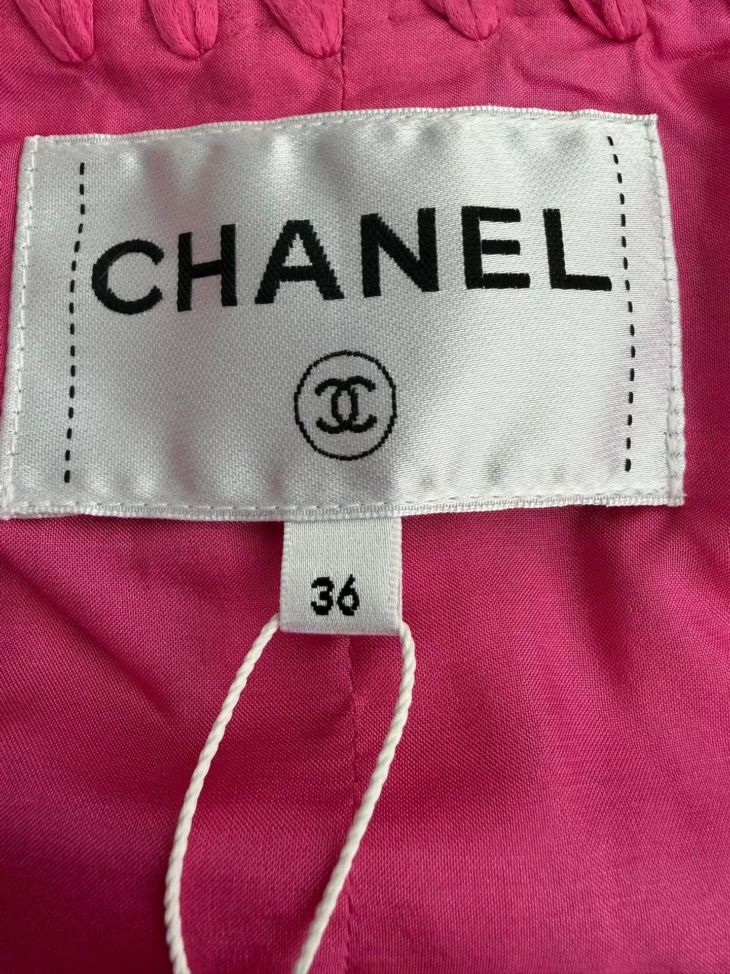 Chanel Chanel 21C Pink Tweed Jacket Size 36 Size US S / EU 44-46 / 1 - 4 Thumbnail