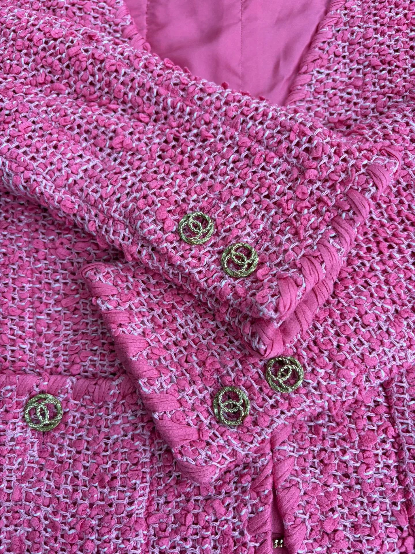 Chanel Chanel 21C Pink Tweed Jacket Size 36 Size US S / EU 44-46 / 1 - 3 Thumbnail