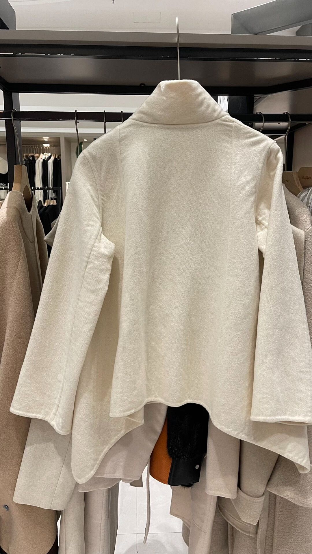 Hermes Hermes Off-White Cashmere Short Coat Size US S / EU 44-46 / 1 - 2 Thumbnail