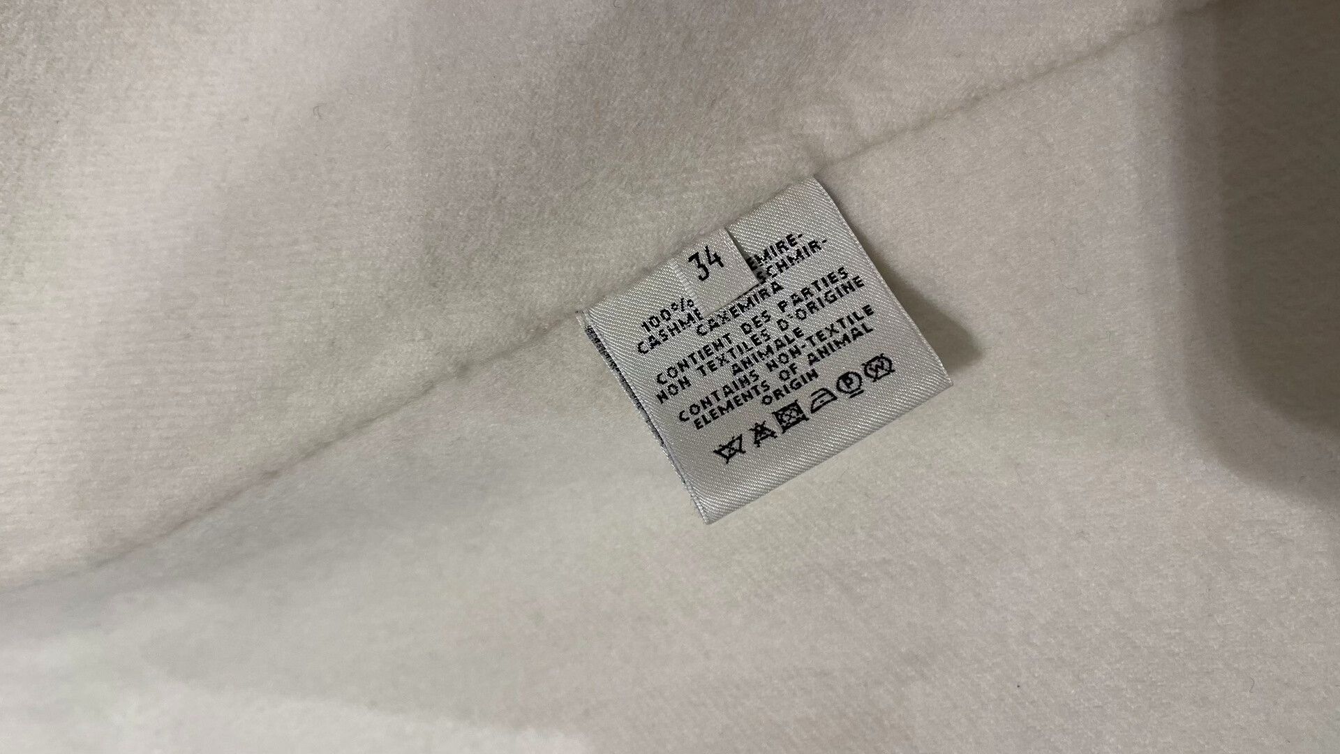 Hermes Hermes Off-White Cashmere Short Coat Size US S / EU 44-46 / 1 - 7 Thumbnail