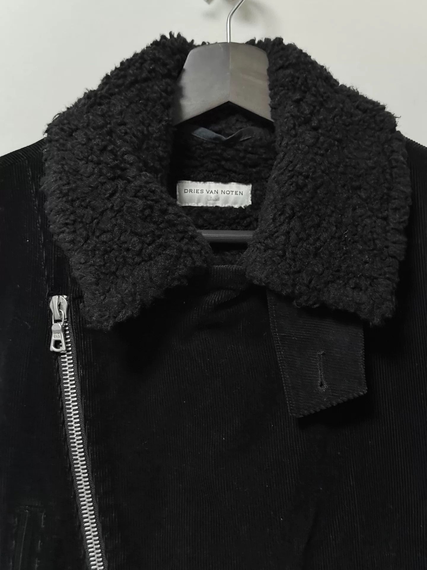 Dries Van Noten dries van noten black velvet zip jacket Size US S / EU 44-46 / 1 - 2 Thumbnail
