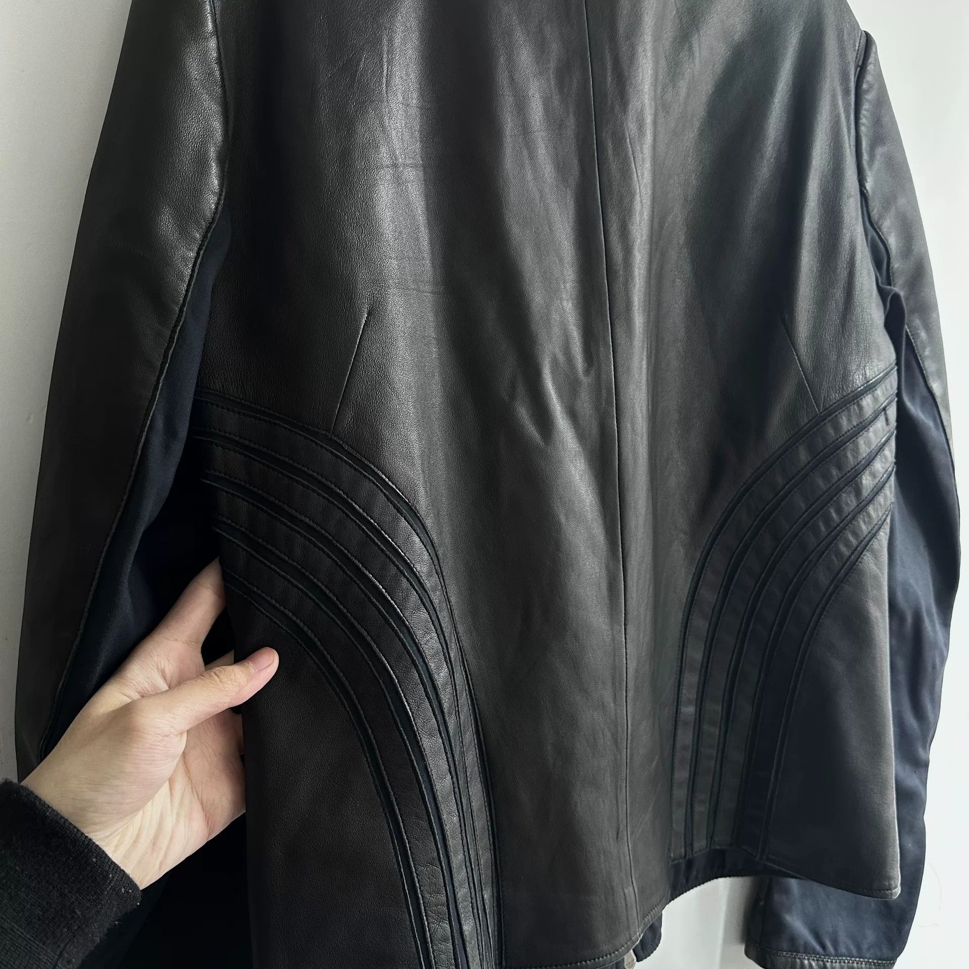 Dirk Bikkembergs dirk bikkembergs leather jacket with unique design Size US L / EU 52-54 / 3 - 3 Thumbnail