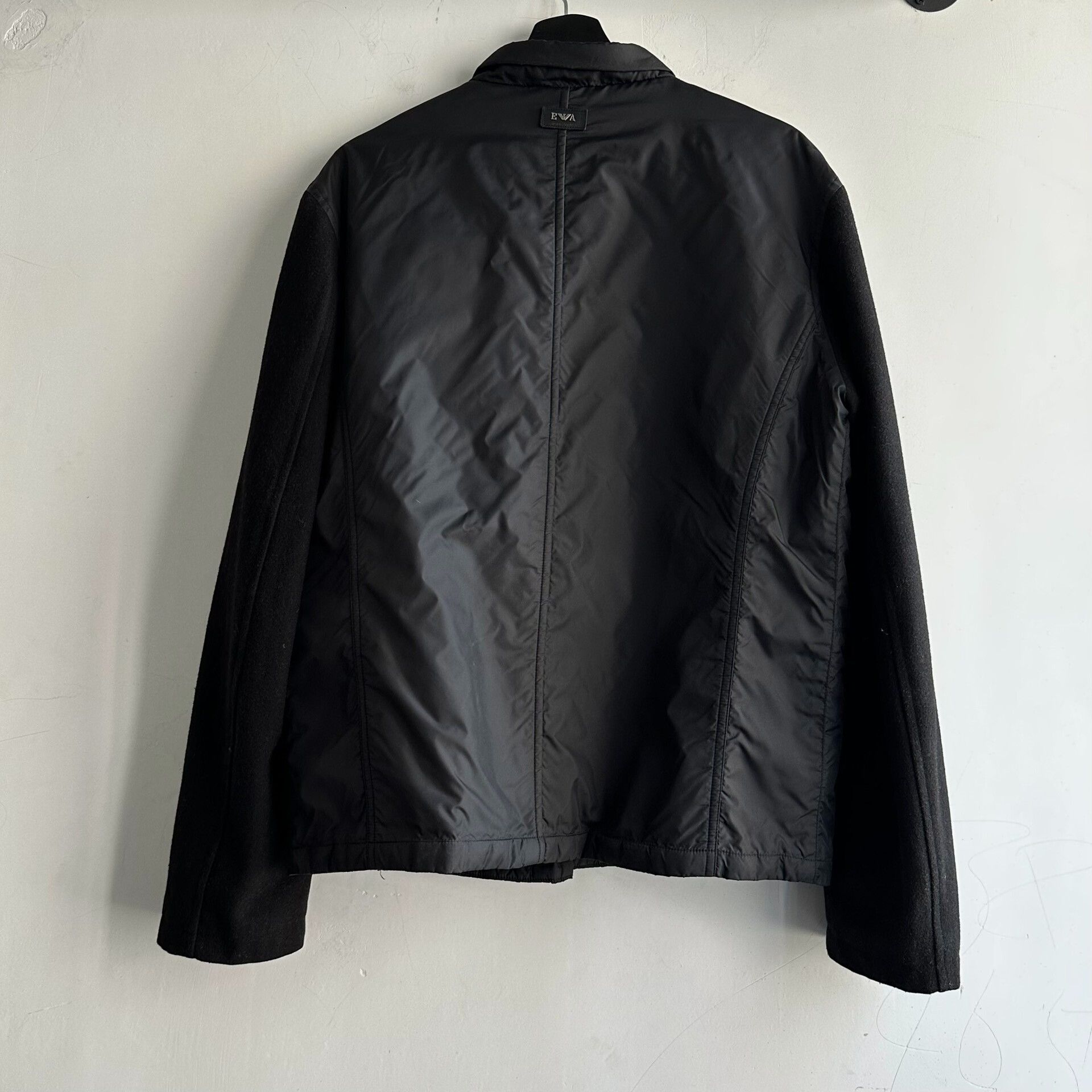 Armani armani wool and cotton blend pocket jacket Size US L / EU 52-54 / 3 - 2 Thumbnail