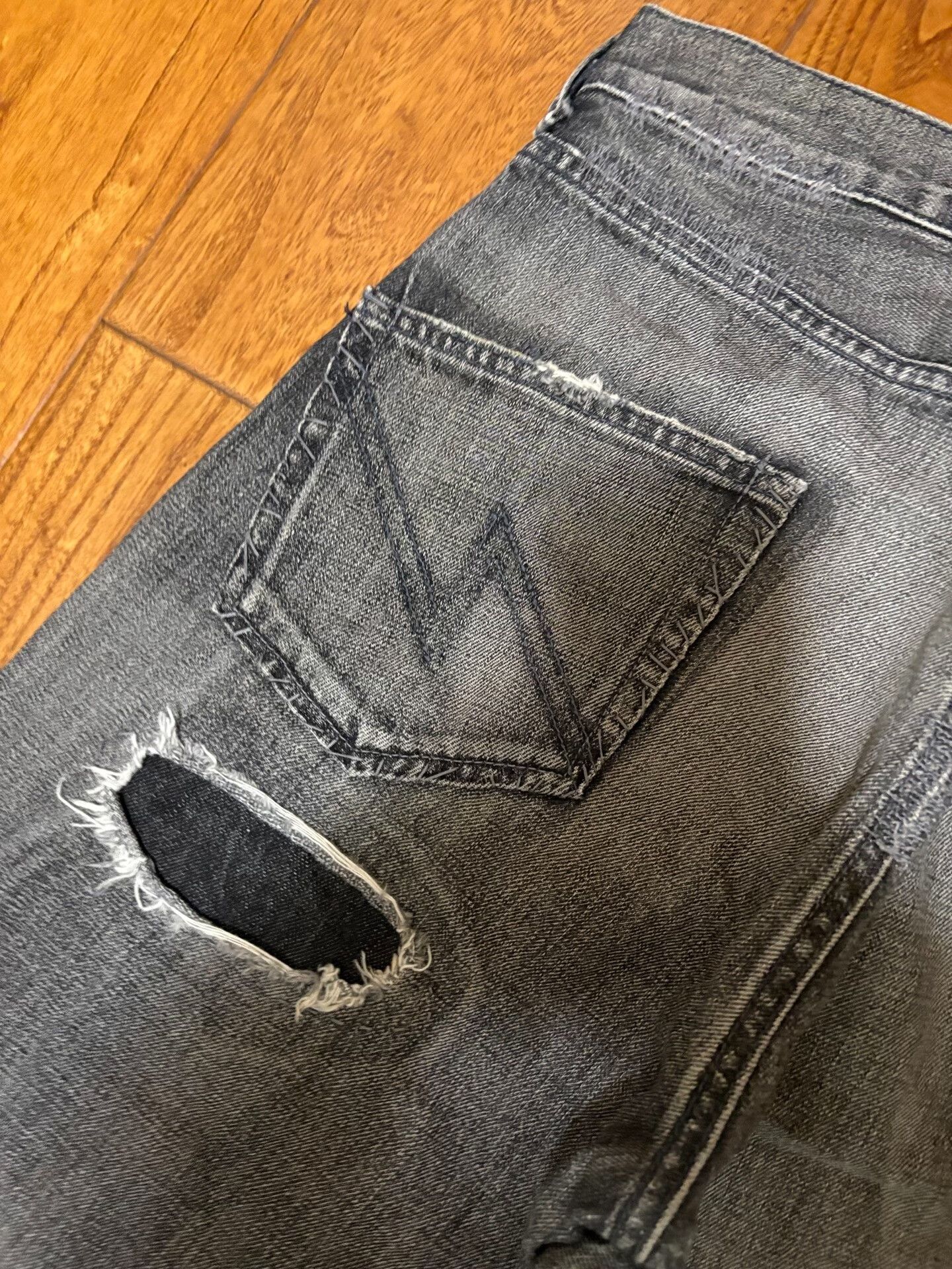 Neighborhood neighborhood savage basic distressed denim pants Size US 31 - 8 Thumbnail