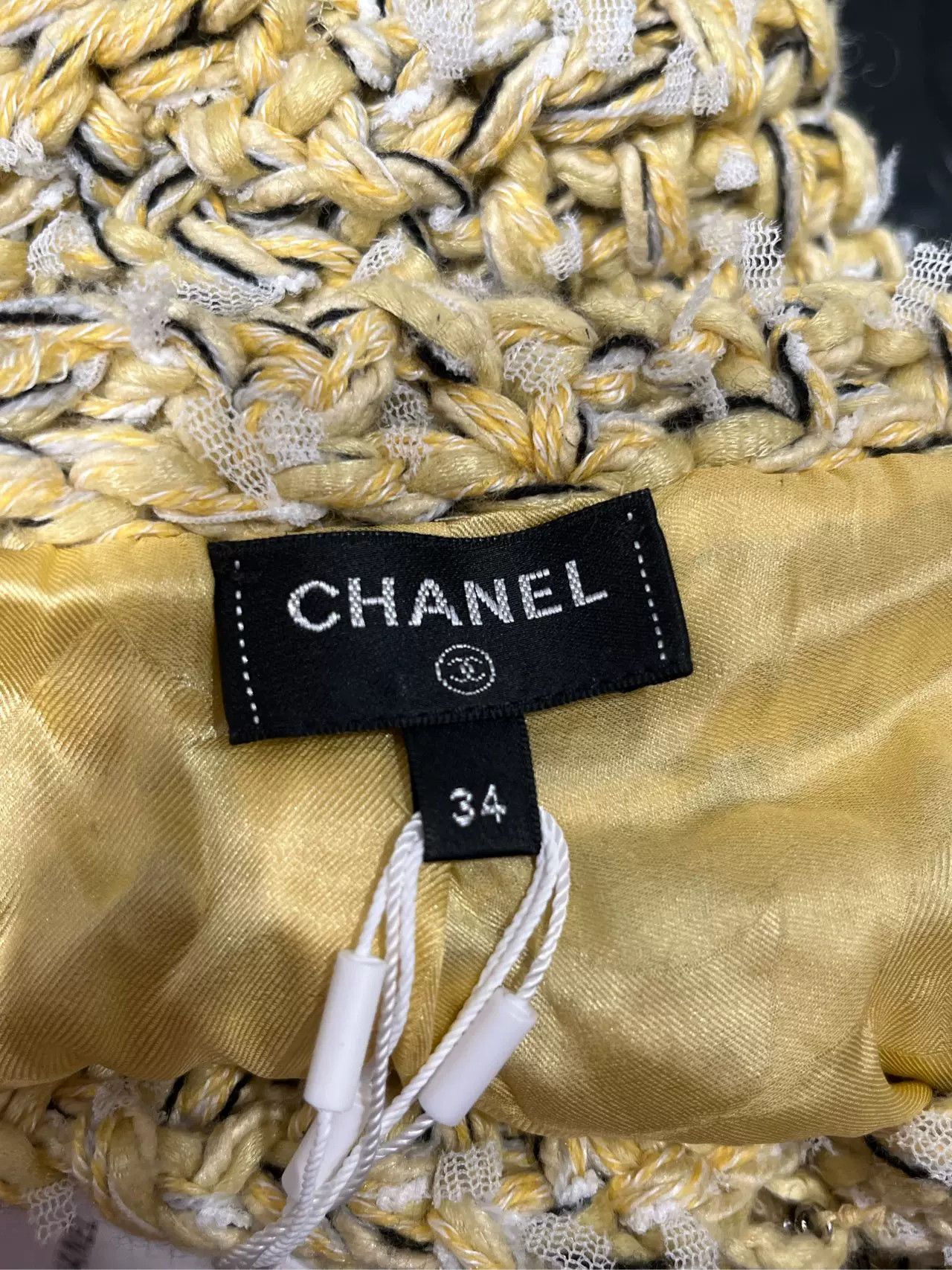 Chanel Chanel 22P Yellow Woven Short Jacket Size US XS / EU 42 / 0 - 3 Thumbnail