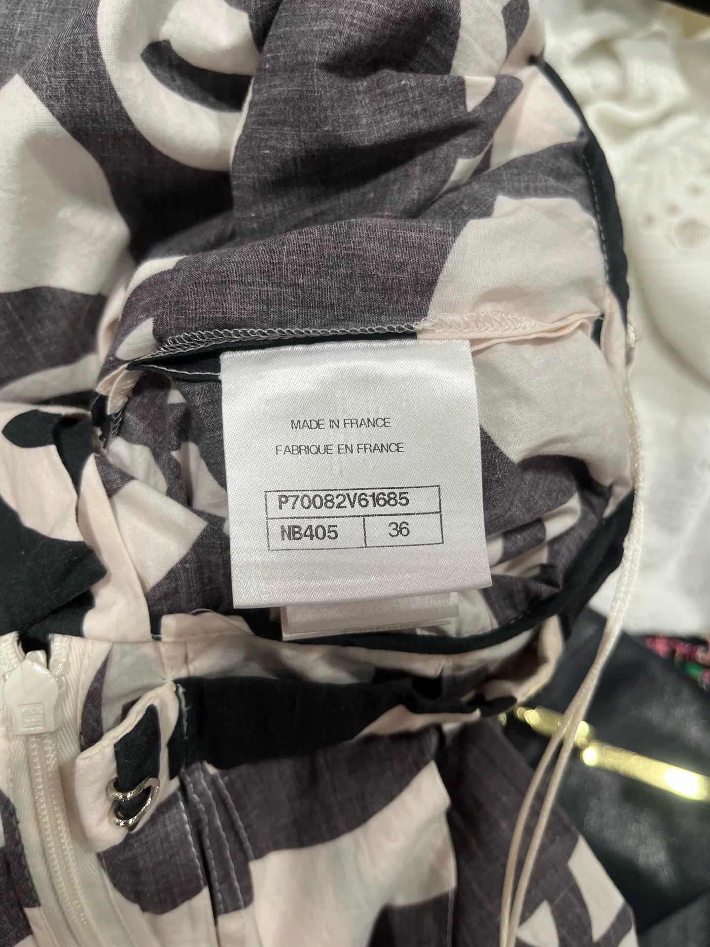 Chanel Chanel 21p black and white wavy dress fr36 Size US 36 / EU 52 - 4 Thumbnail