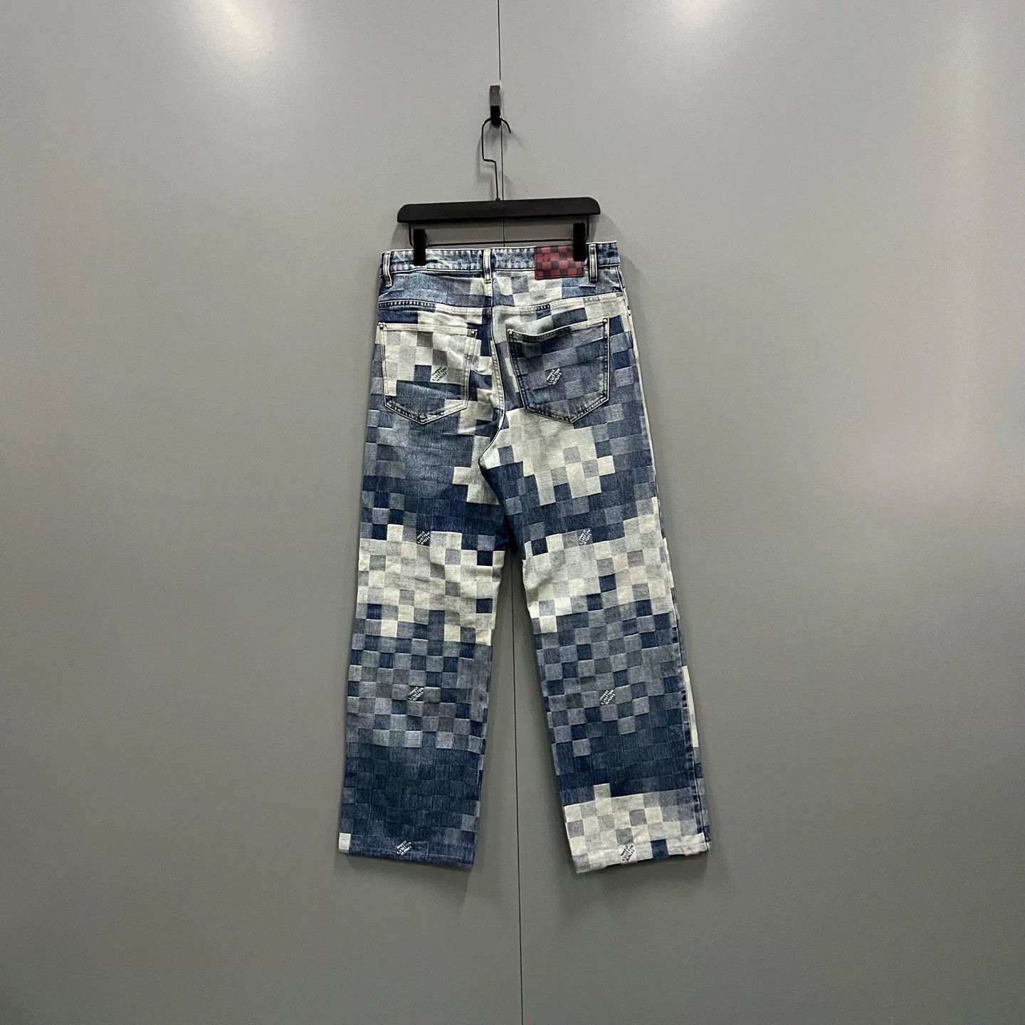 Louis Vuitton Louis Vuitton Pharrell Denim Pants Size US 29 - 2 Thumbnail