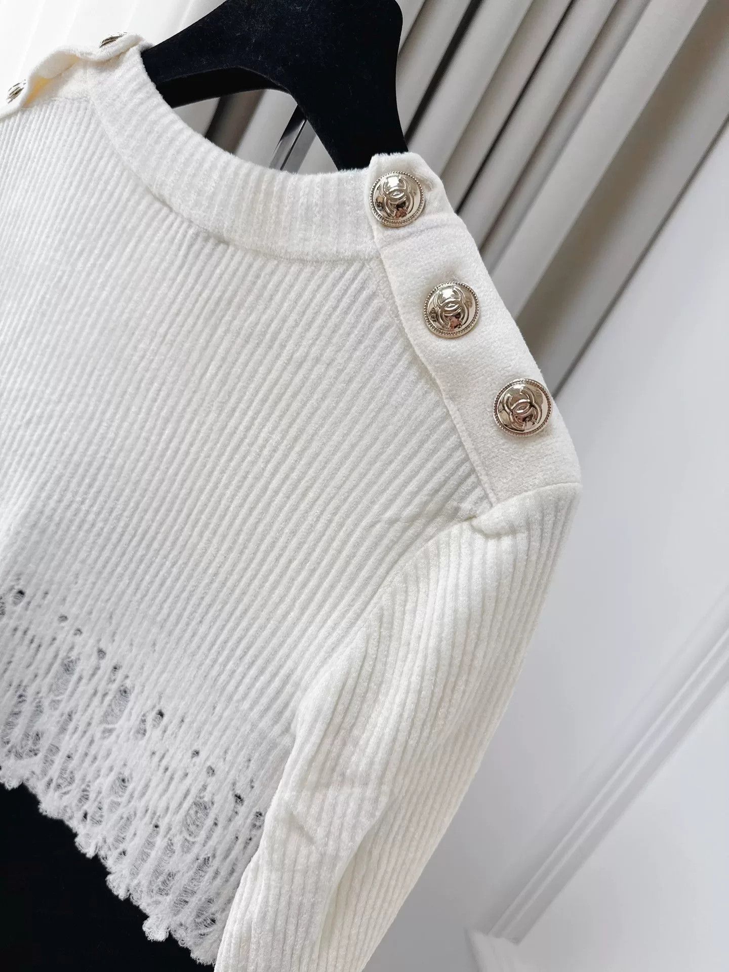Chanel chanel black white knitted dress with lace Size US S / EU 44-46 / 1 - 4 Thumbnail