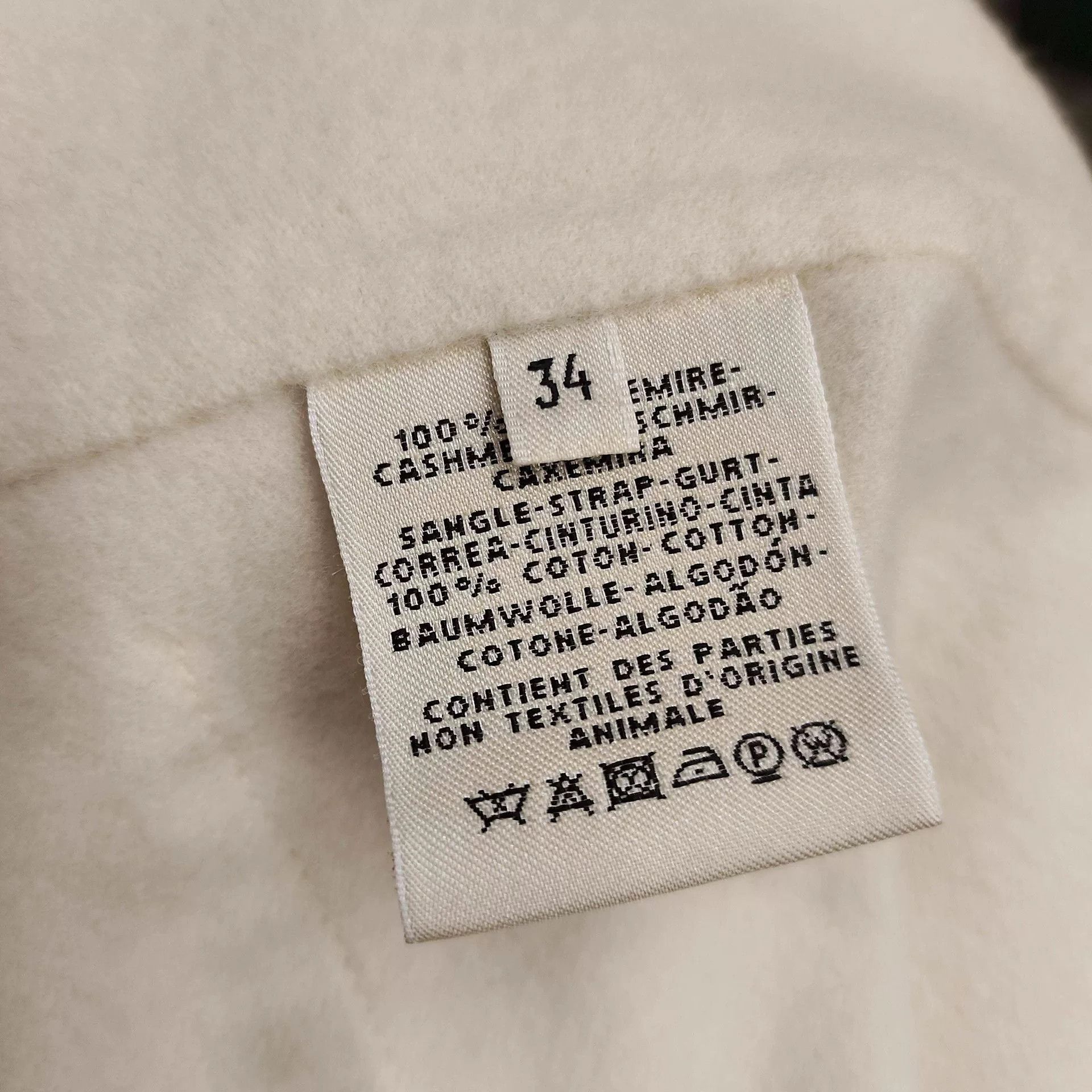 Hermes hermes white long-sleeve cashmere coat Size US S / EU 44-46 / 1 - 4 Thumbnail
