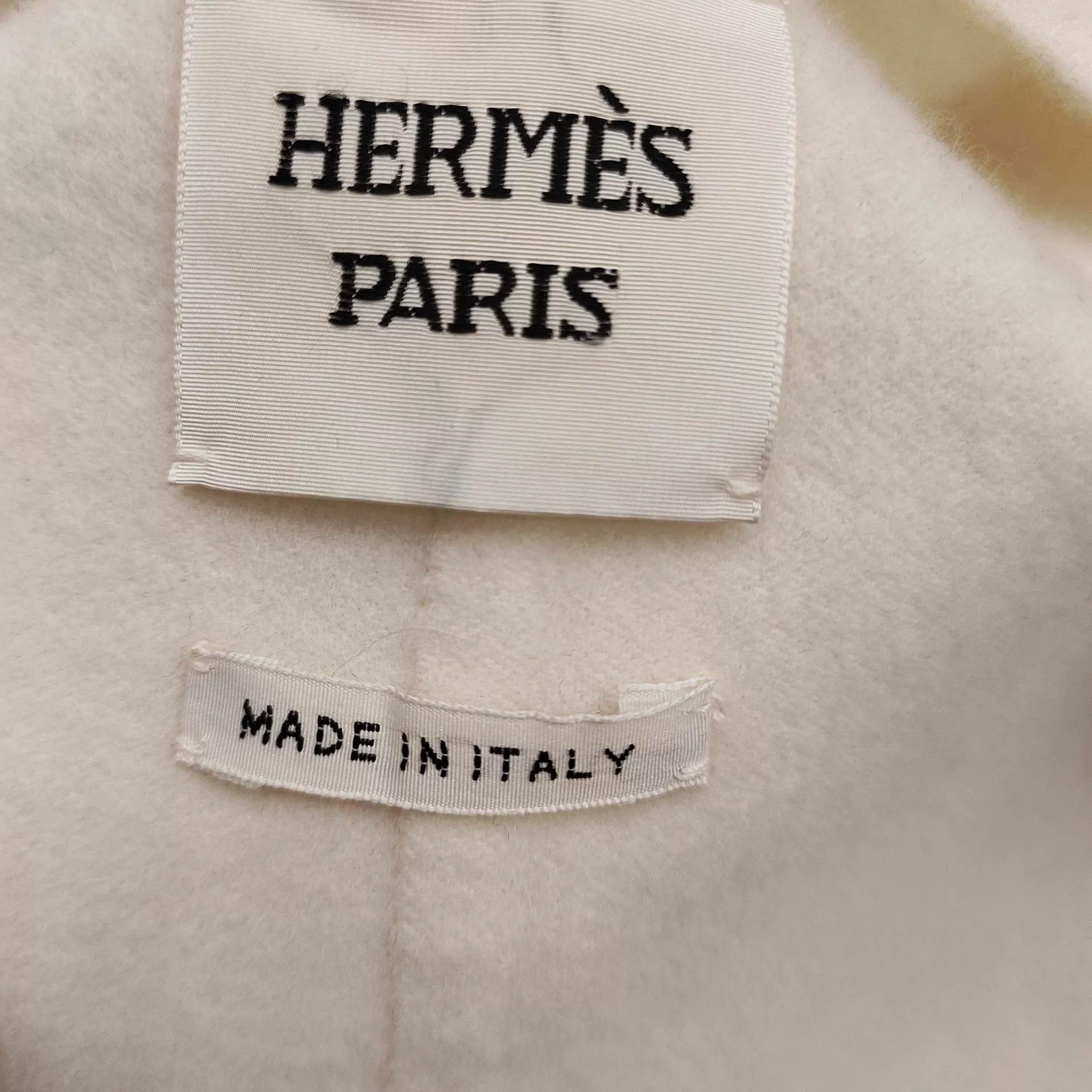 Hermes Hermes White Cashmere Mid-Length Coat Size US S / EU 44-46 / 1 - 3 Thumbnail