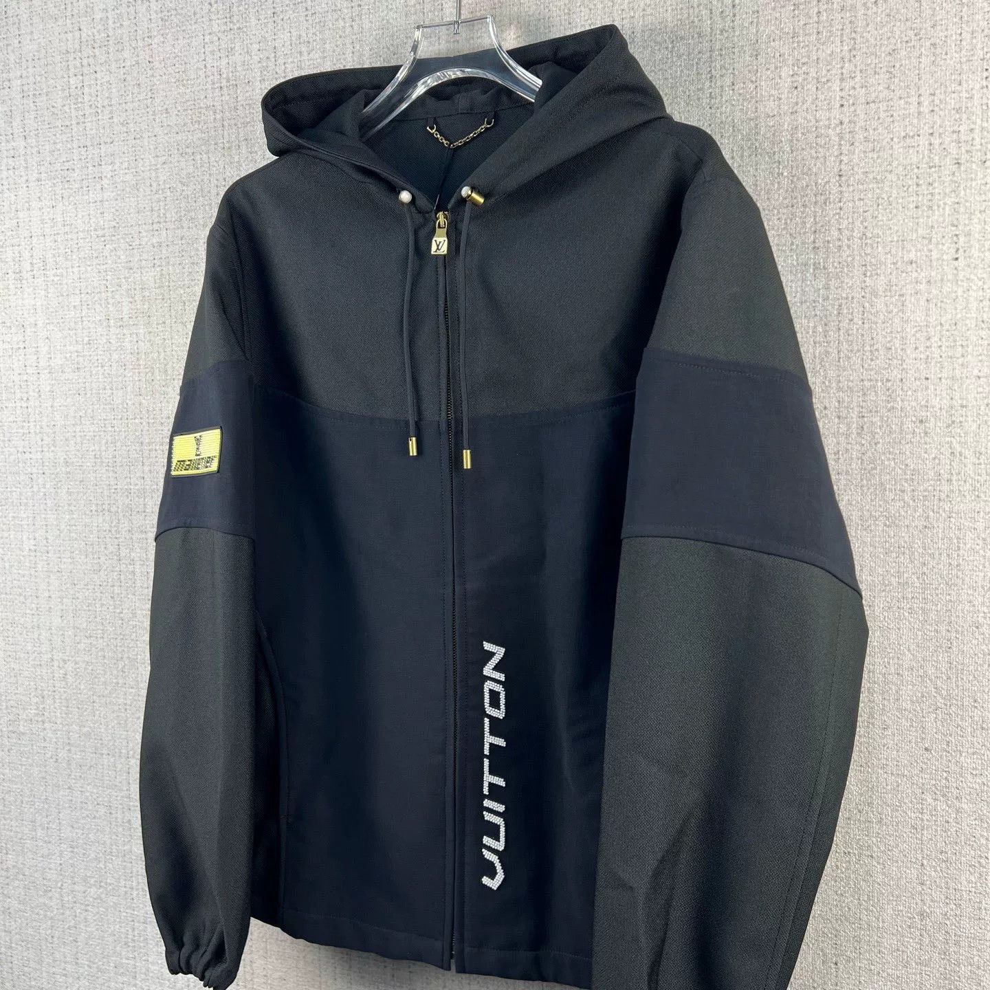 Louis Vuitton Louis Vuitton SS24 Beaded Zip Hooded Jacket Size US L / EU 52-54 / 3 - 3 Thumbnail