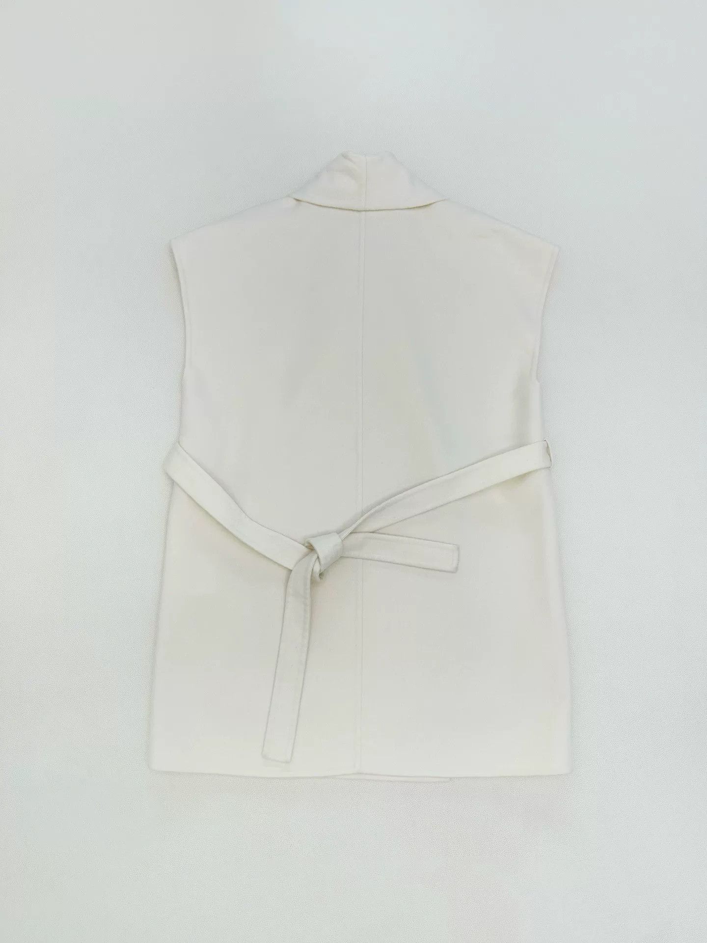 Hermes Hermes Cashmere Sleeveless Vest Size US XS / EU 42 / 0 - 4 Thumbnail