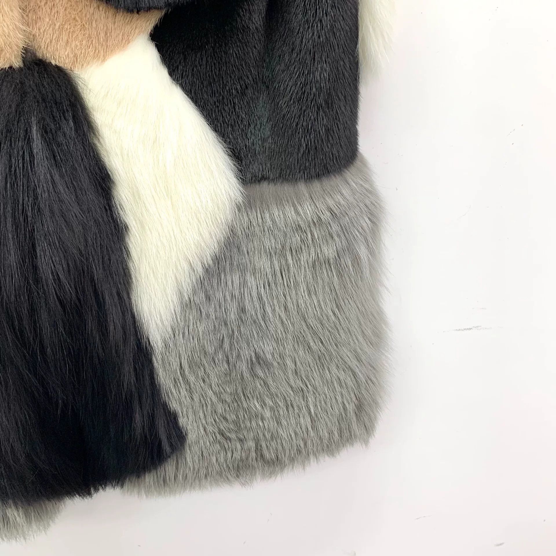 Fendi fendi color-blocked mink fur vest Size US S / EU 44-46 / 1 - 4 Thumbnail