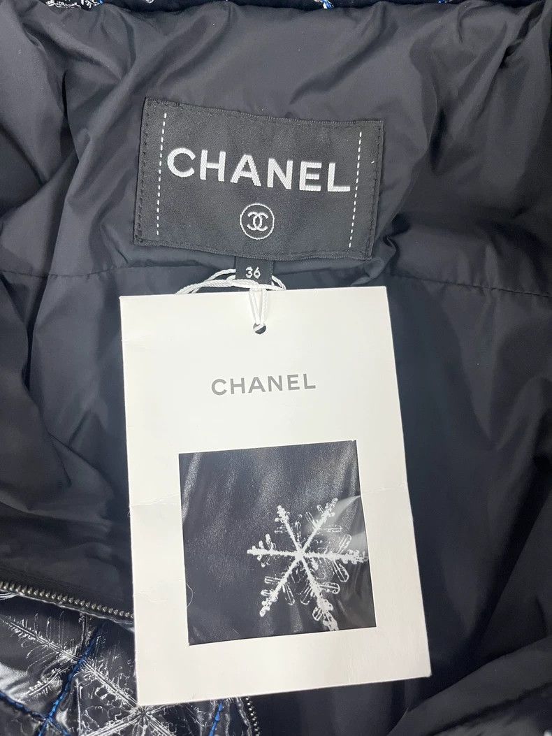 Chanel Chanel Printed Cotton Puffer Jacket Size US M / EU 48-50 / 2 - 4 Thumbnail