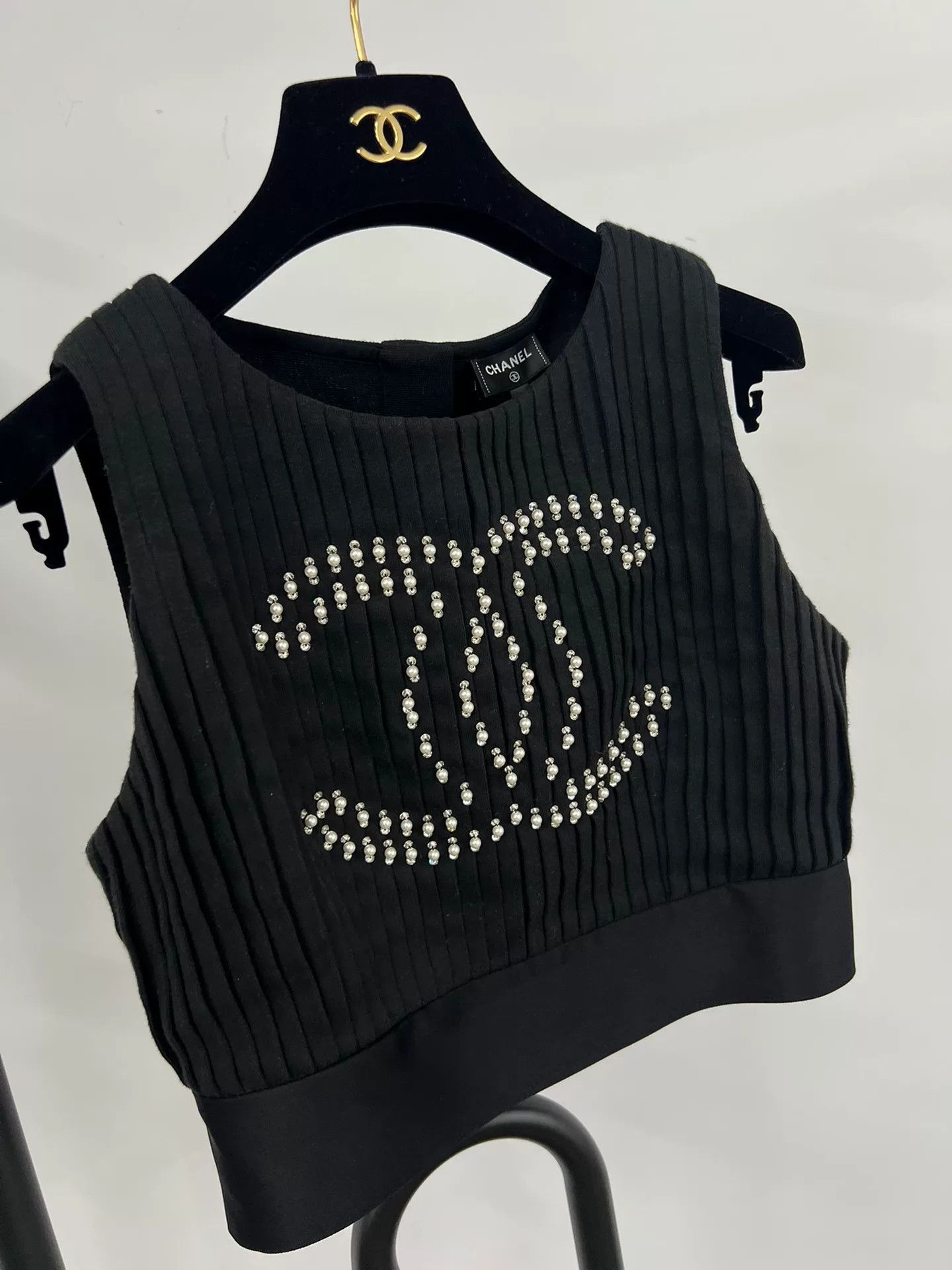 Chanel Chanel Black Pearl Crystal Logo Vest Size US S / EU 44-46 / 1 - 2 Thumbnail