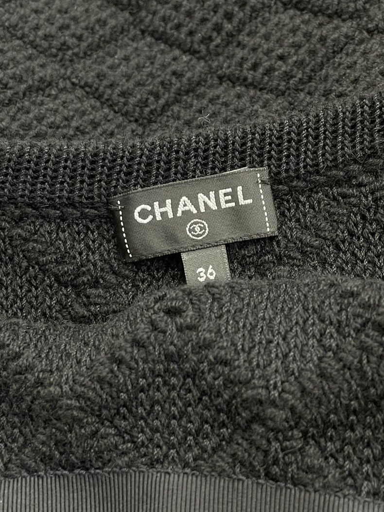 Chanel Chanel Black Sleeveless Chain Dress Size US S / EU 44-46 / 1 - 5 Thumbnail
