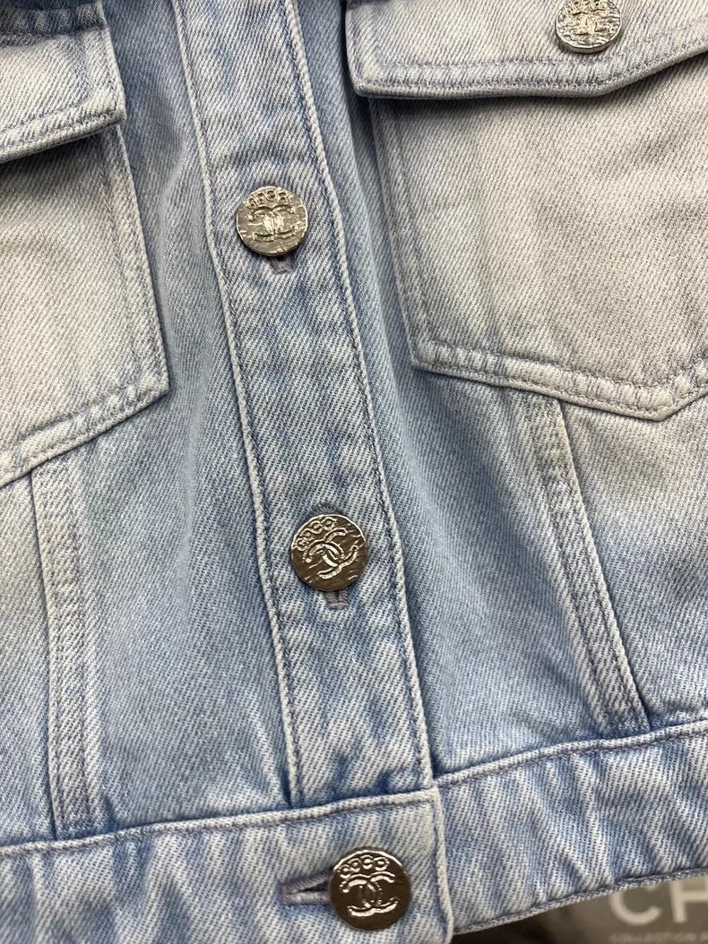 Chanel Chanel 24M Coco Beach Denim Jacket Size US M / EU 48-50 / 2 - 2 Thumbnail
