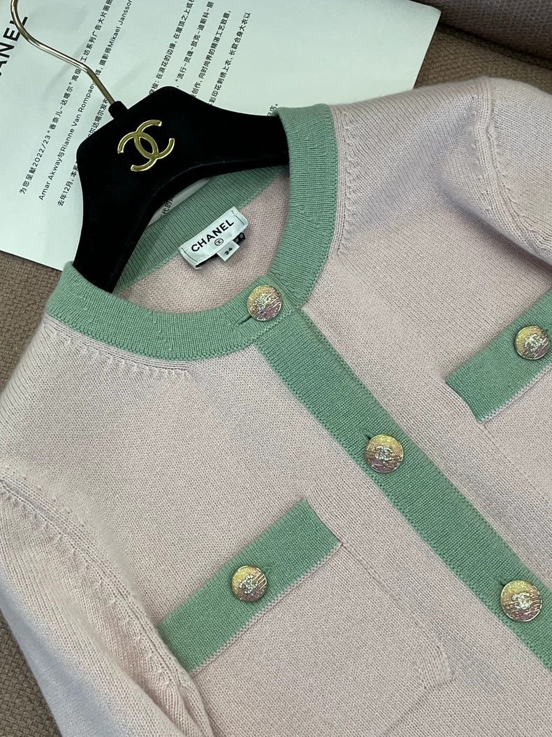 Chanel Chanel Pink Diamond Button Knit Cardigan Size US XS / EU 42 / 0 - 5 Thumbnail