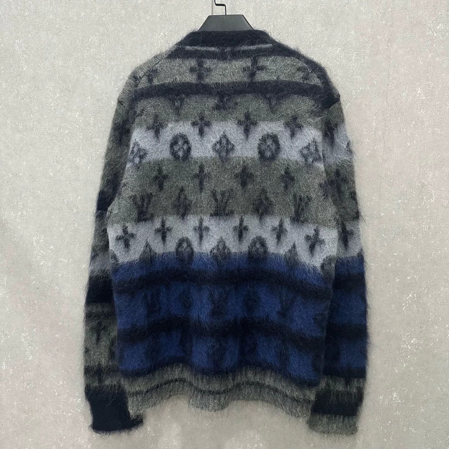 Louis Vuitton Louis Vuitton Monogram Mohair Cardigan Size US M / EU 48-50 / 2 - 2 Thumbnail
