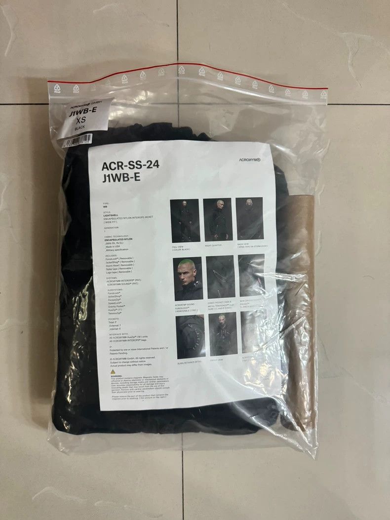 Acronym Acronym J1WB-E Black Jacket XS Size US XS / EU 42 / 0 - 5 Thumbnail