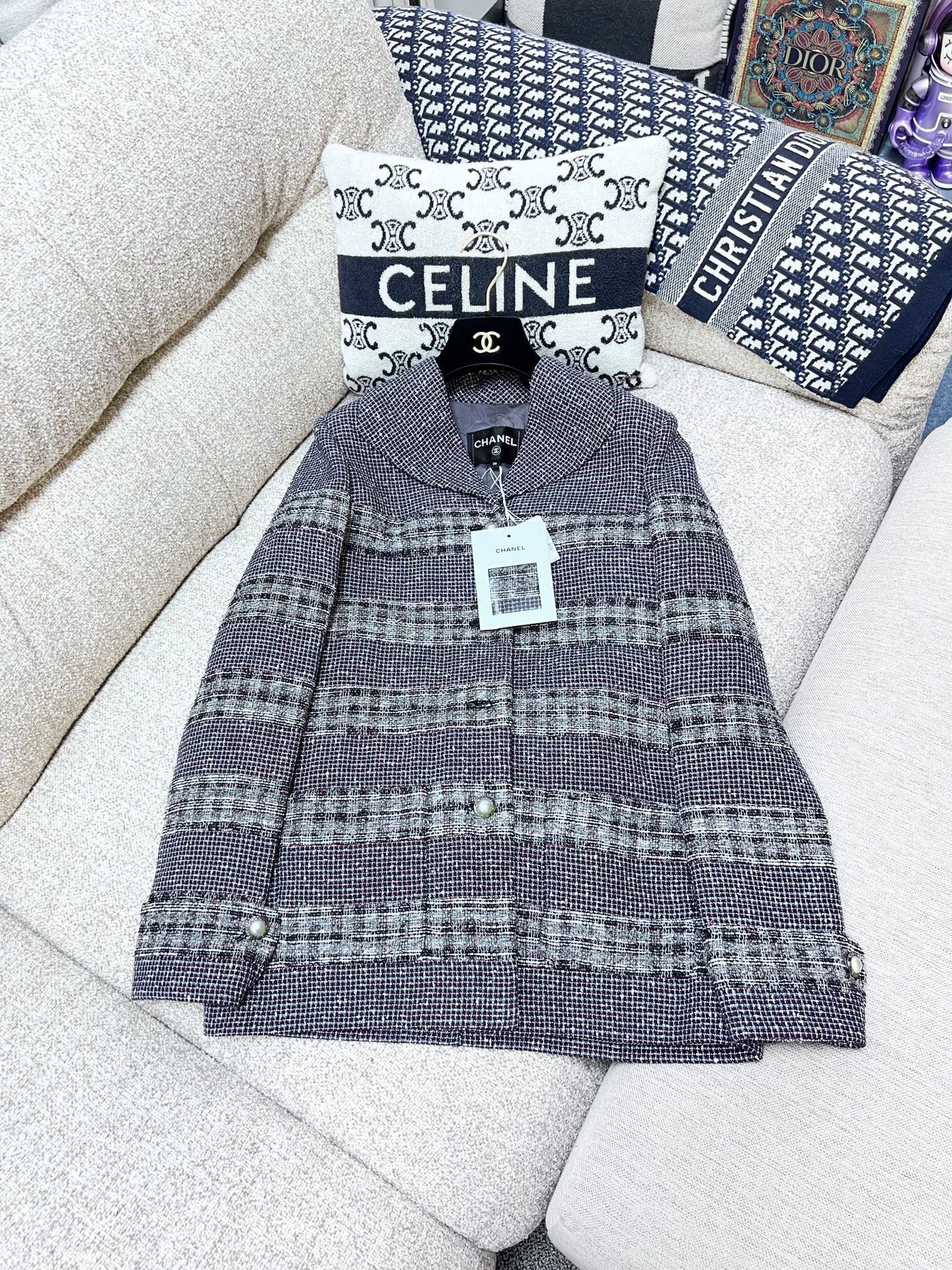 Chanel Chanel Purple Striped Tweed Coat Size US S / EU 44-46 / 1 - 4 Thumbnail