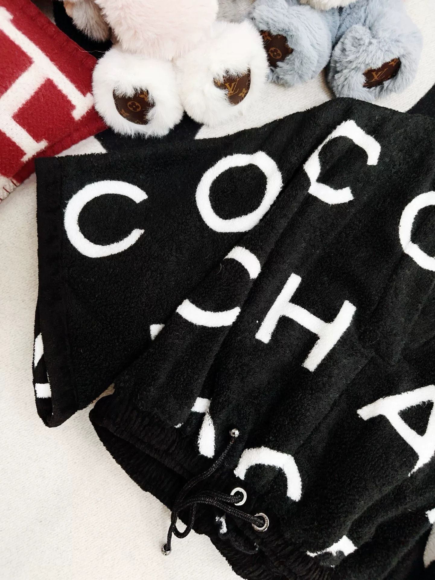 Chanel Chanel Coco Beach Black and White Top Size US S / EU 44-46 / 1 - 3 Thumbnail
