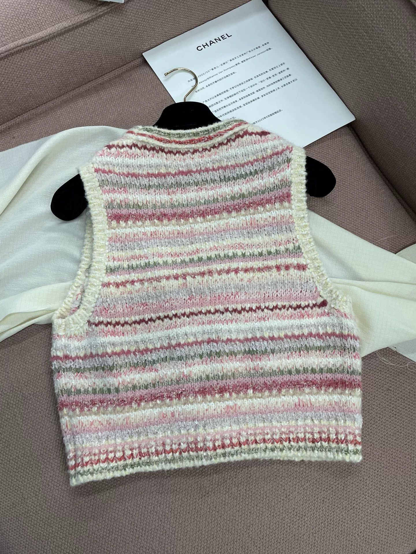 Chanel Chanel Pink Stripe Bow Button Vest Size US S / EU 44-46 / 1 - 3 Thumbnail