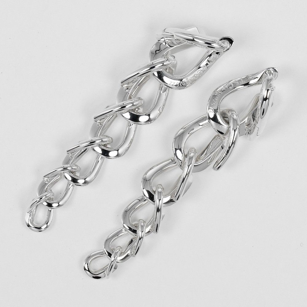Tiffany & Co. Tiffany & Co. Tiffany & Co. Forged Drop Link Silver 925 Earrings Metal Earrings DUTY FREE for USA Size ONE SIZE - 7 Thumbnail