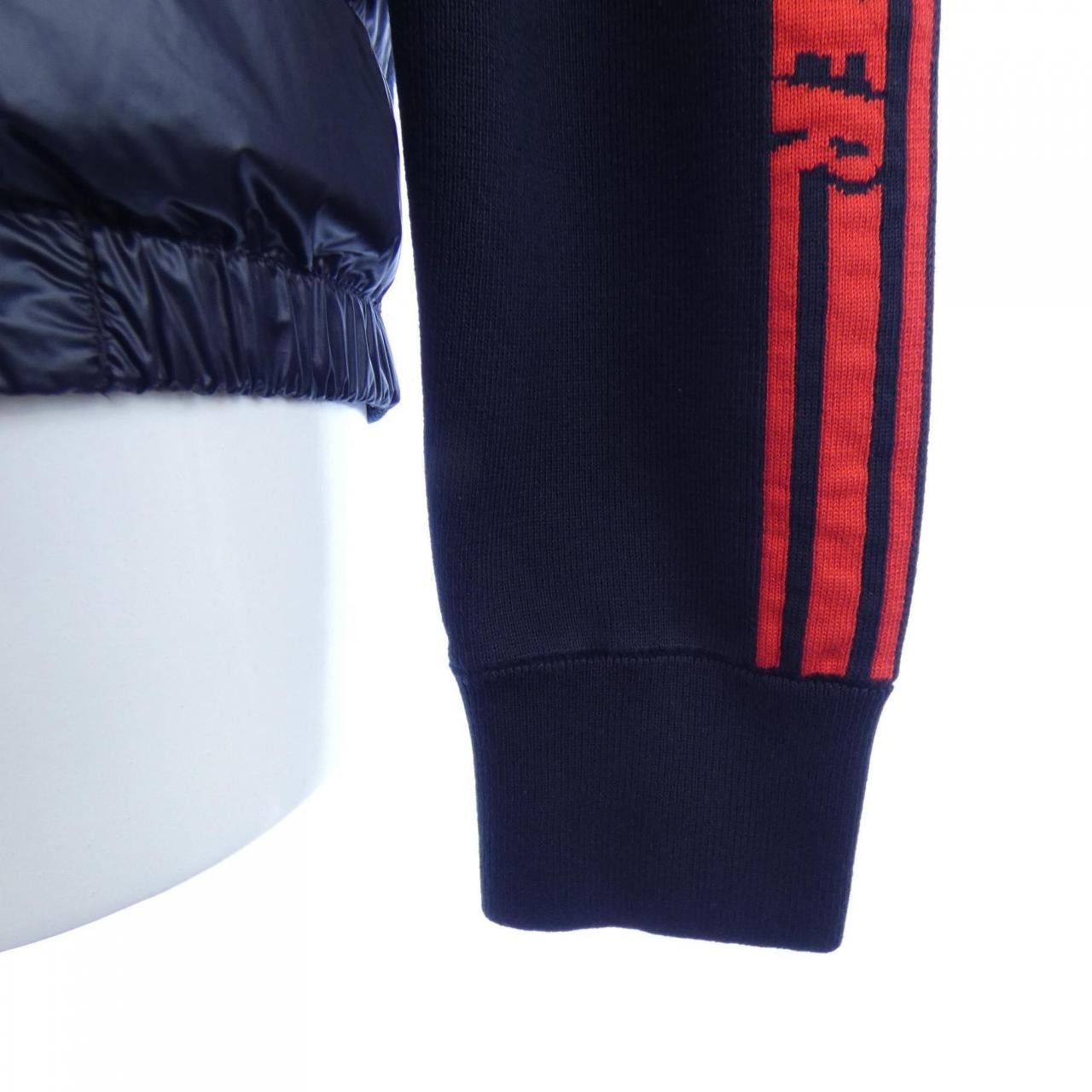 Moncler Moncler Moncler Down Jacket Others Outerwear 10919B50000 DUTY FREE for USA Size ONE SIZE - 6 Thumbnail