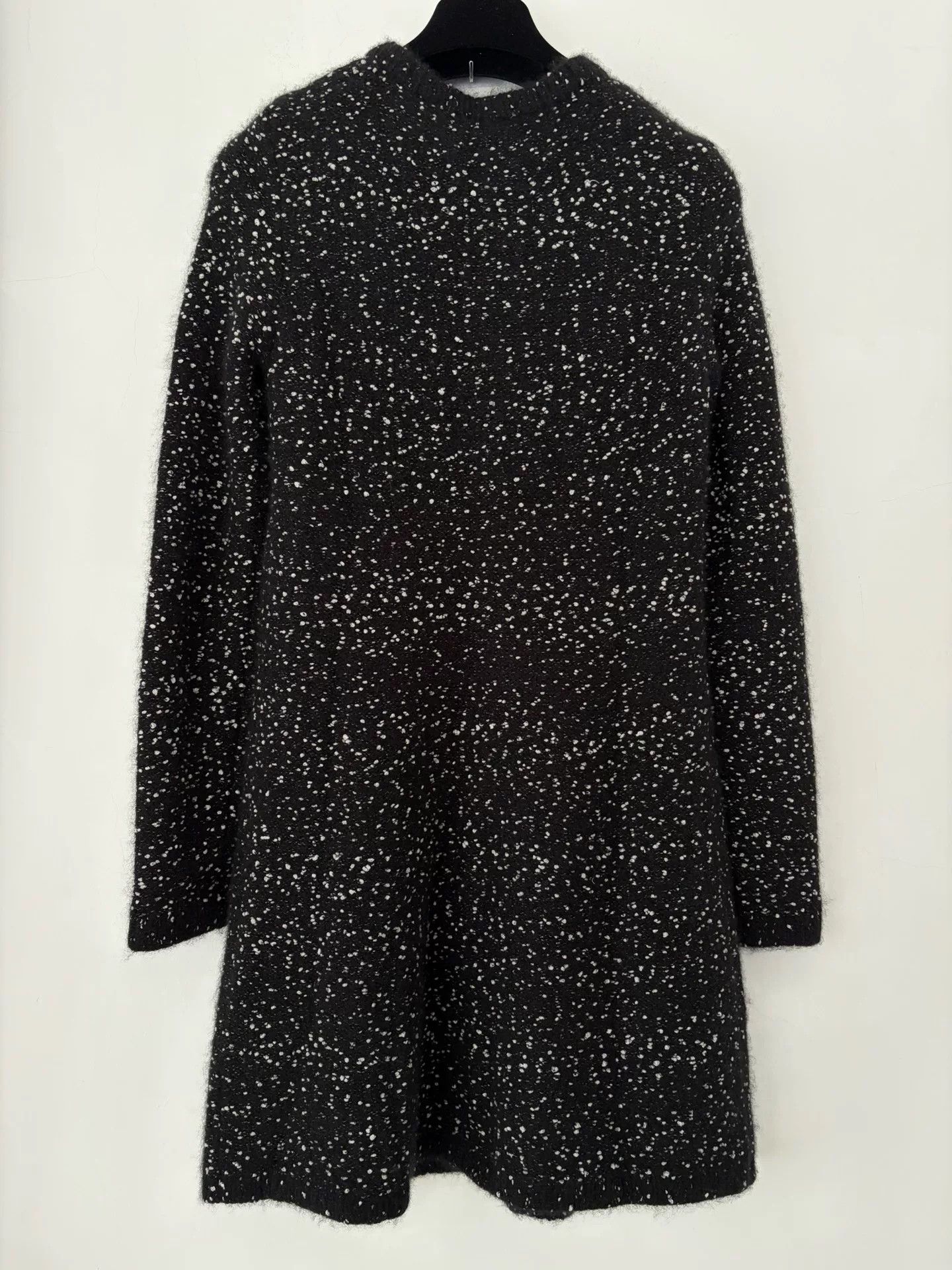 Chanel Chanel Black White Knit Dress 34 Size US 34 / EU 50 - 2 Thumbnail