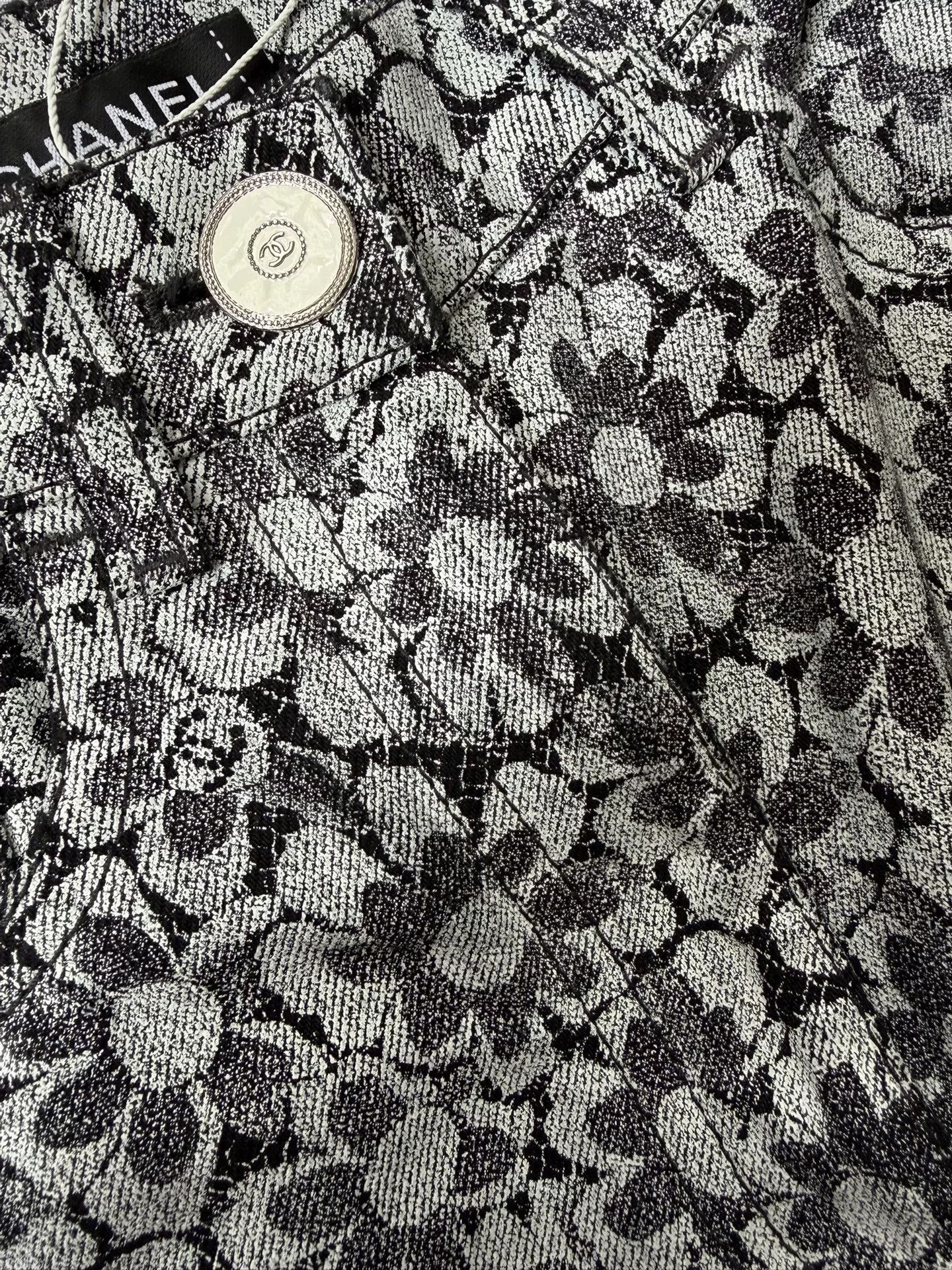 Chanel Chanel Floral Print Denim Jeans Size US 34 / EU 50 - 3 Thumbnail