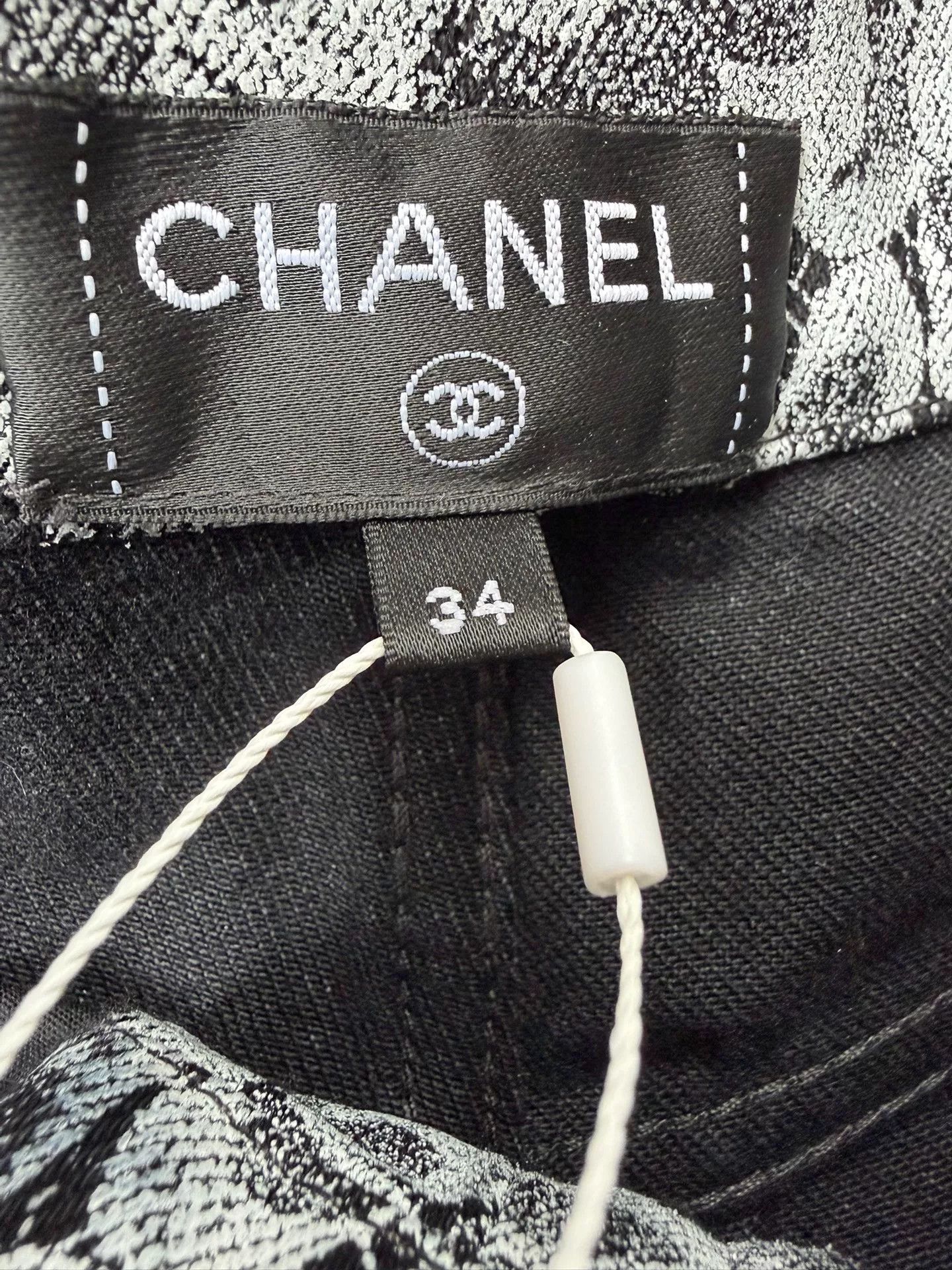 Chanel Chanel Floral Print Denim Jeans Size US 34 / EU 50 - 4 Thumbnail