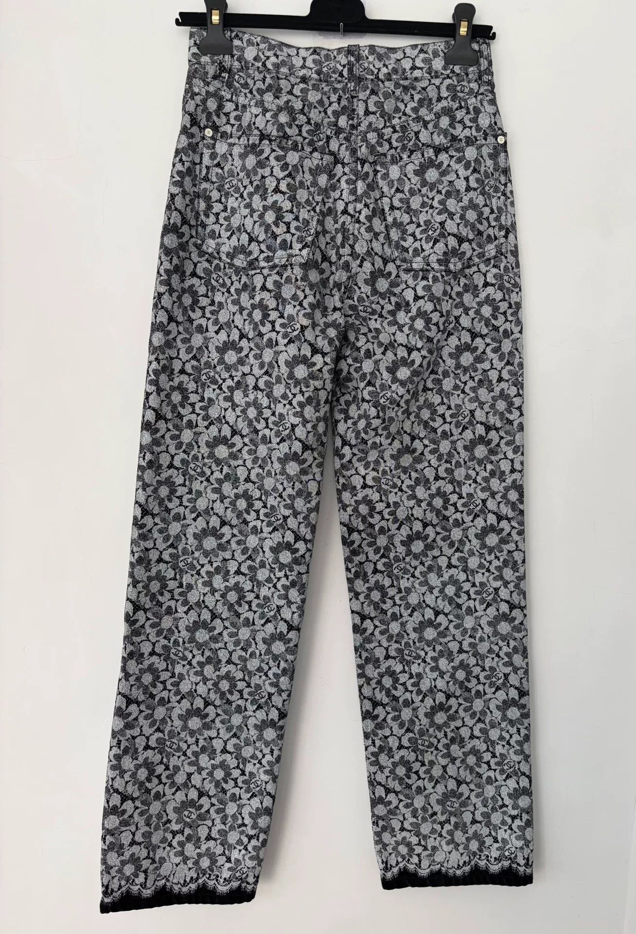 Chanel Chanel Floral Print Denim Jeans Size US 34 / EU 50 - 2 Thumbnail