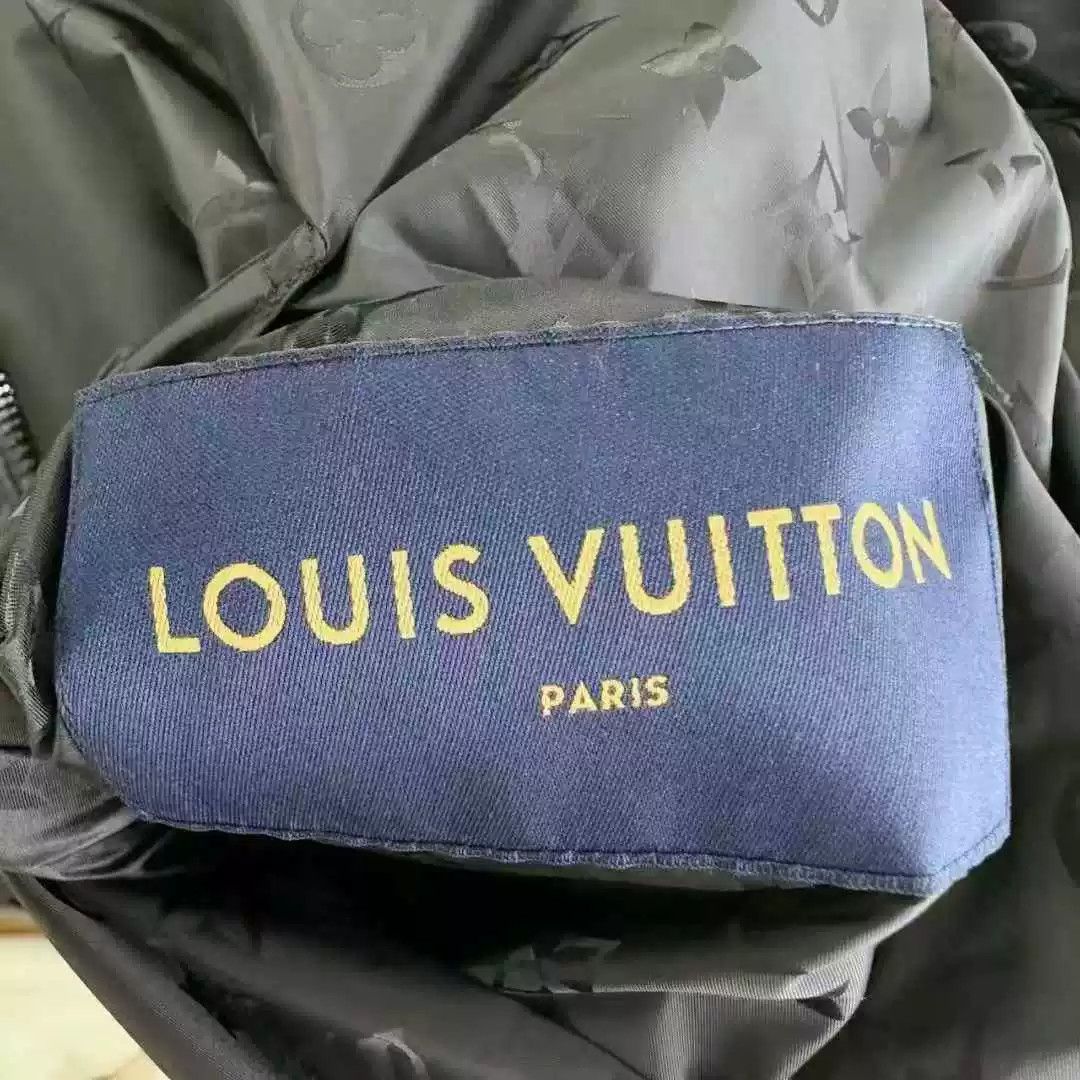 Louis Vuitton Louis Vuitton 25 Logo Reversible Jacket Size US S / EU 44-46 / 1 - 5 Thumbnail