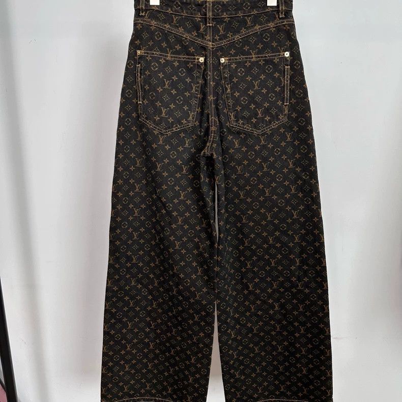 Louis Vuitton Louis Vuitton Monogram Denim Jeans 34 Size US 34 / EU 50 - 2 Thumbnail