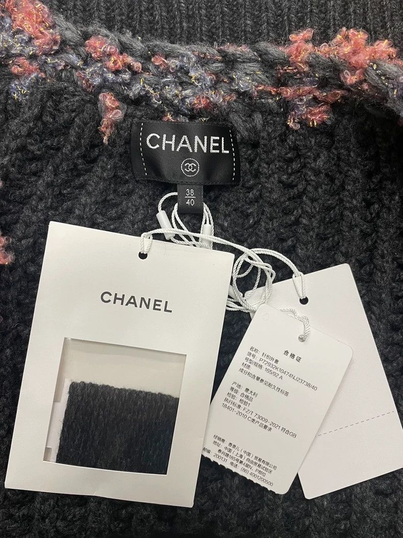 Chanel Chanel Gray Colorblock Tweed Cardigan Size US M / EU 48-50 / 2 - 4 Thumbnail