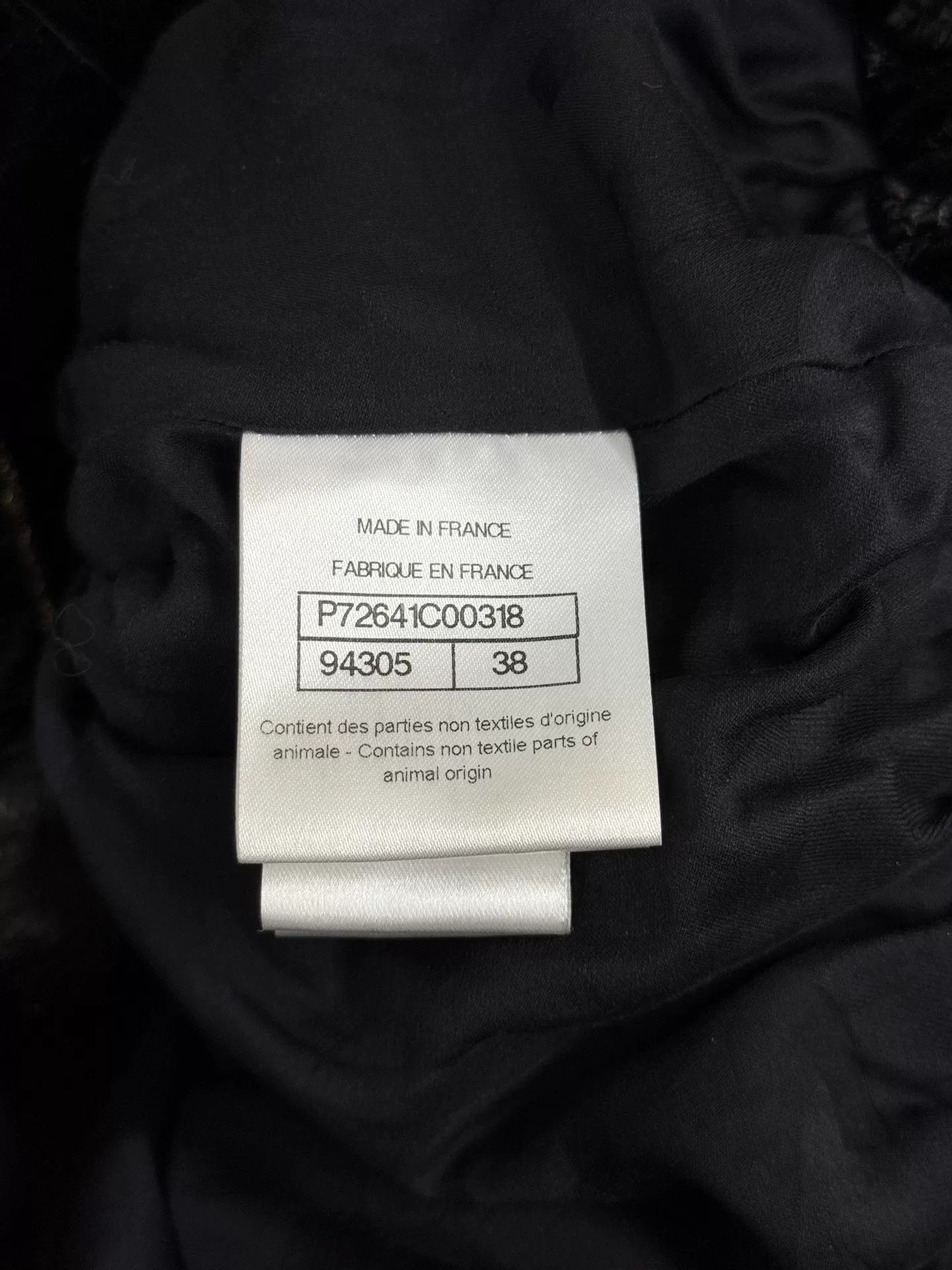 Chanel Chanel Black Short Leather Jacket Size US M / EU 48-50 / 2 - 5 Thumbnail
