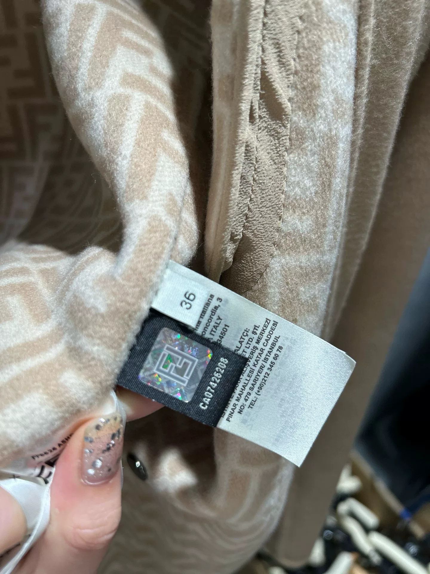 Fendi Fendi Beige Size US S / EU 44-46 / 1 - 7 Thumbnail