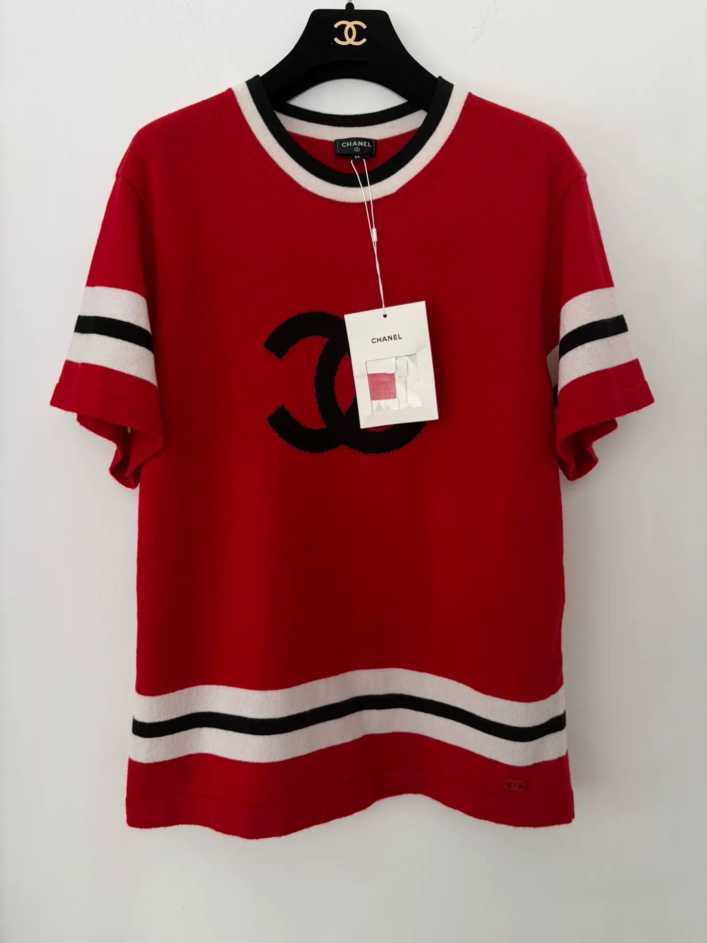 Chanel Chanel Red Knit Sporty CC Stripe Top Size US XS / EU 42 / 0 - 2 Thumbnail