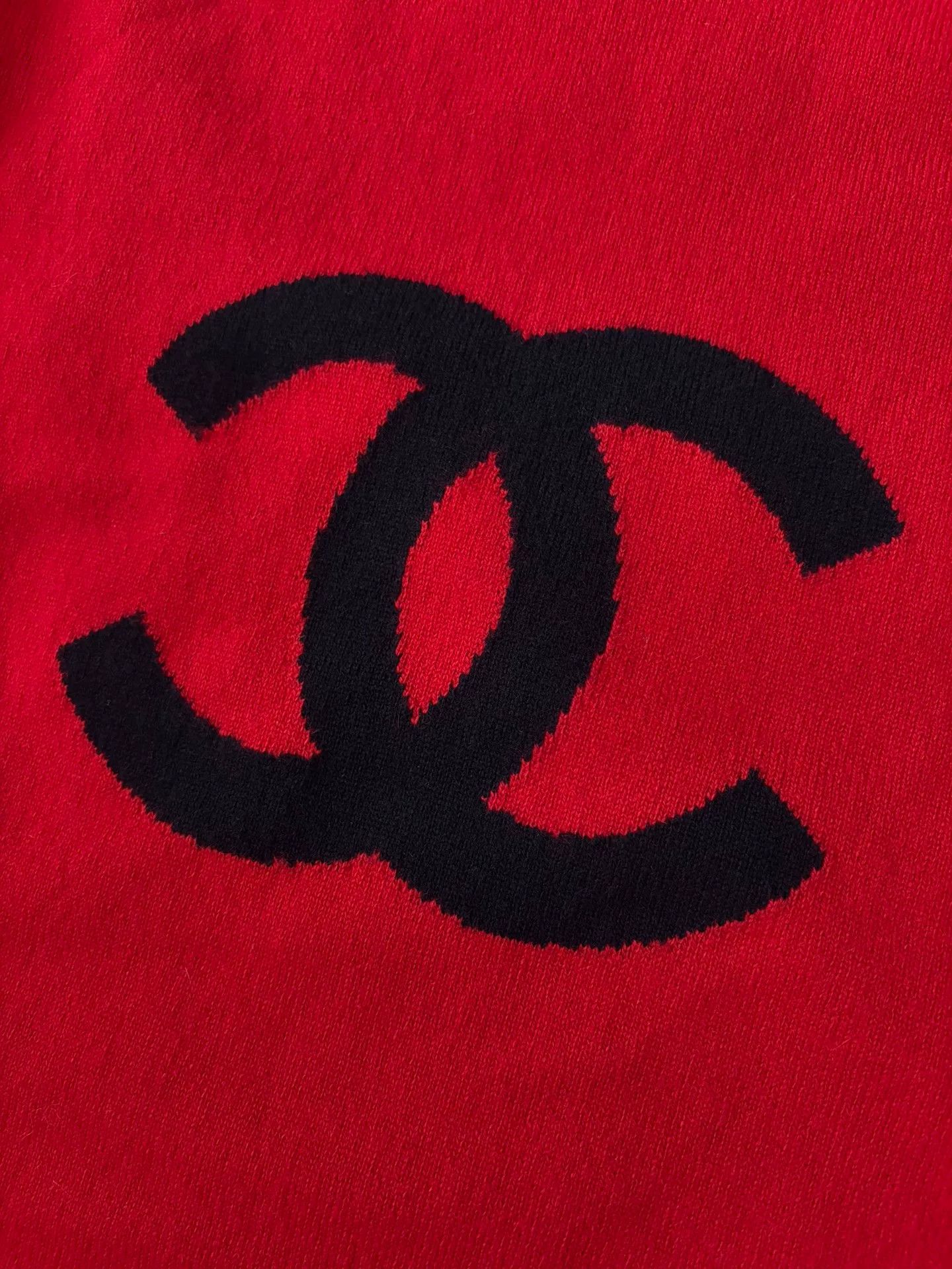 Chanel Chanel Red Knit Sporty CC Stripe Top Size US XS / EU 42 / 0 - 4 Thumbnail
