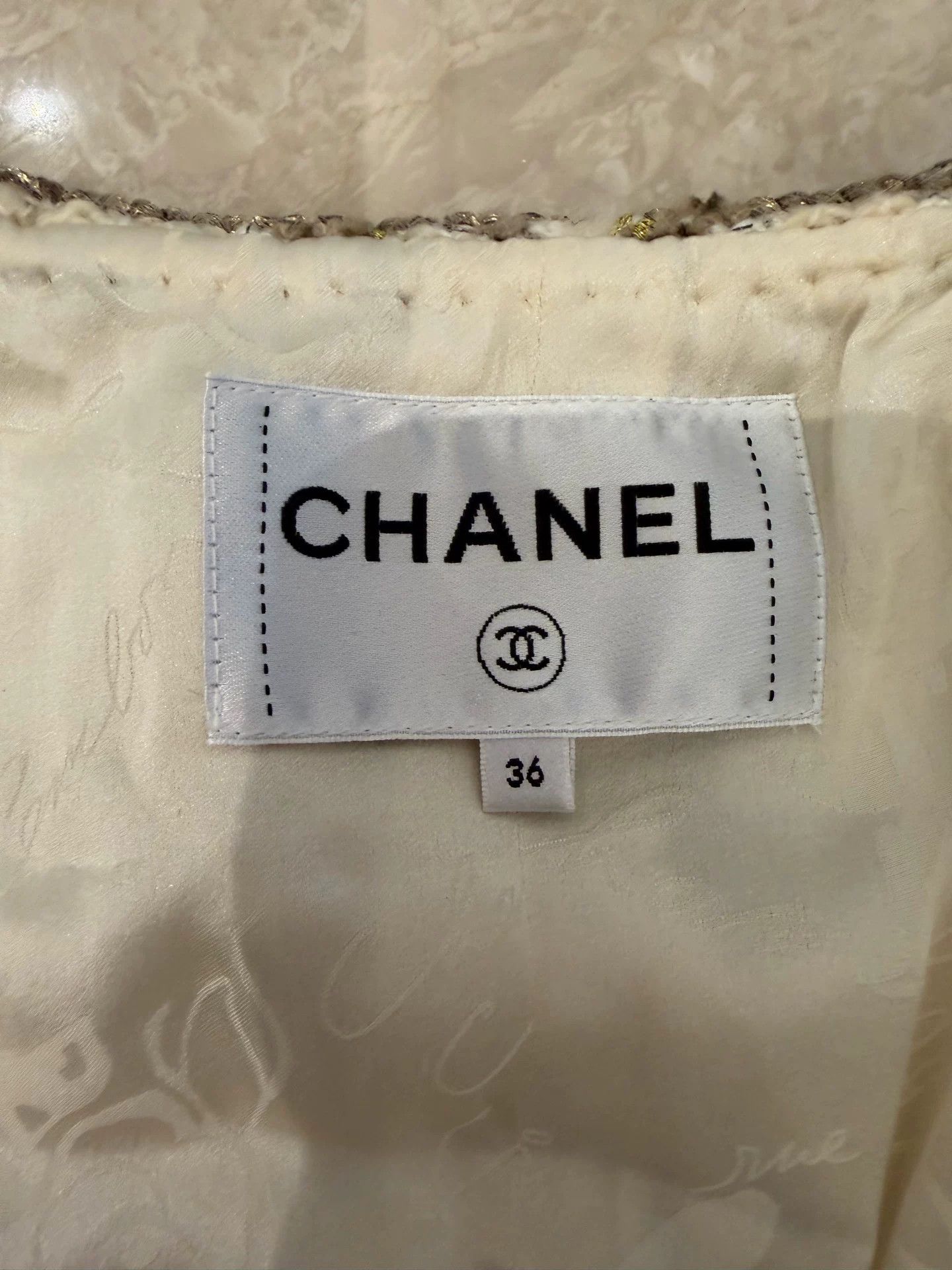 Chanel CHANEL 18 Pre-Fall Runway Jacket Size US XS / EU 42 / 0 - 3 Thumbnail