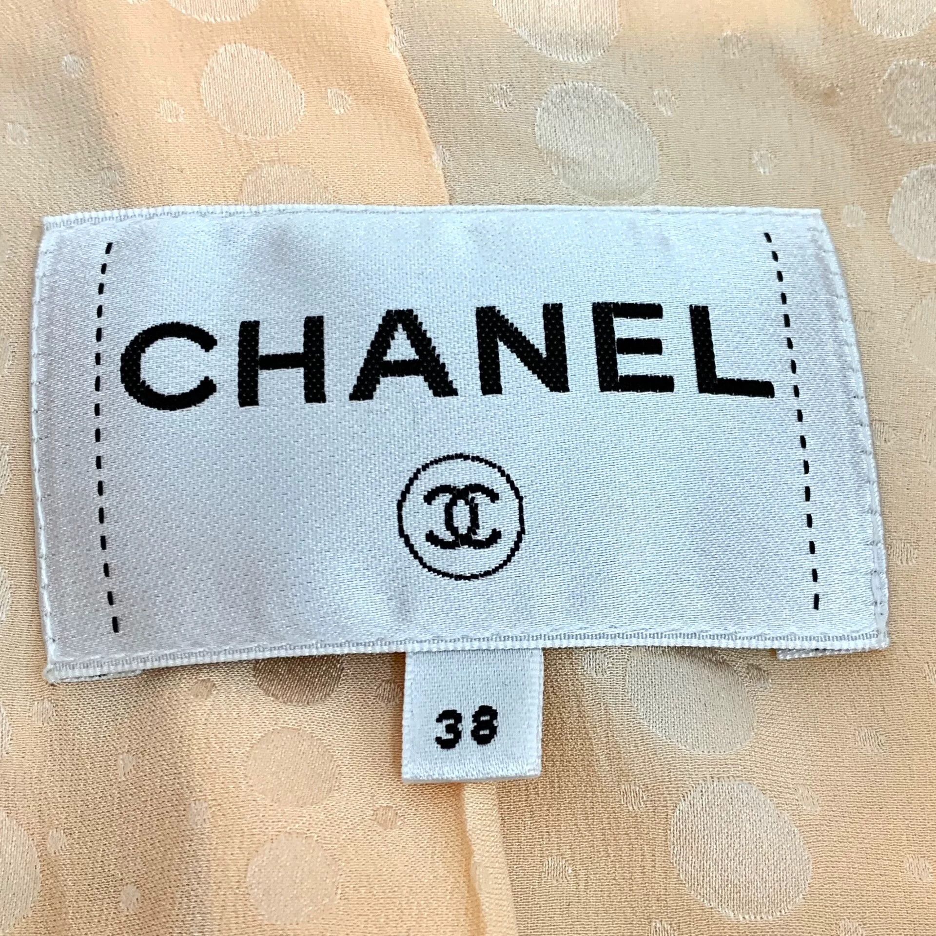 Chanel chanel orange tweed button-up jacket Size US M / EU 48-50 / 2 - 6 Thumbnail